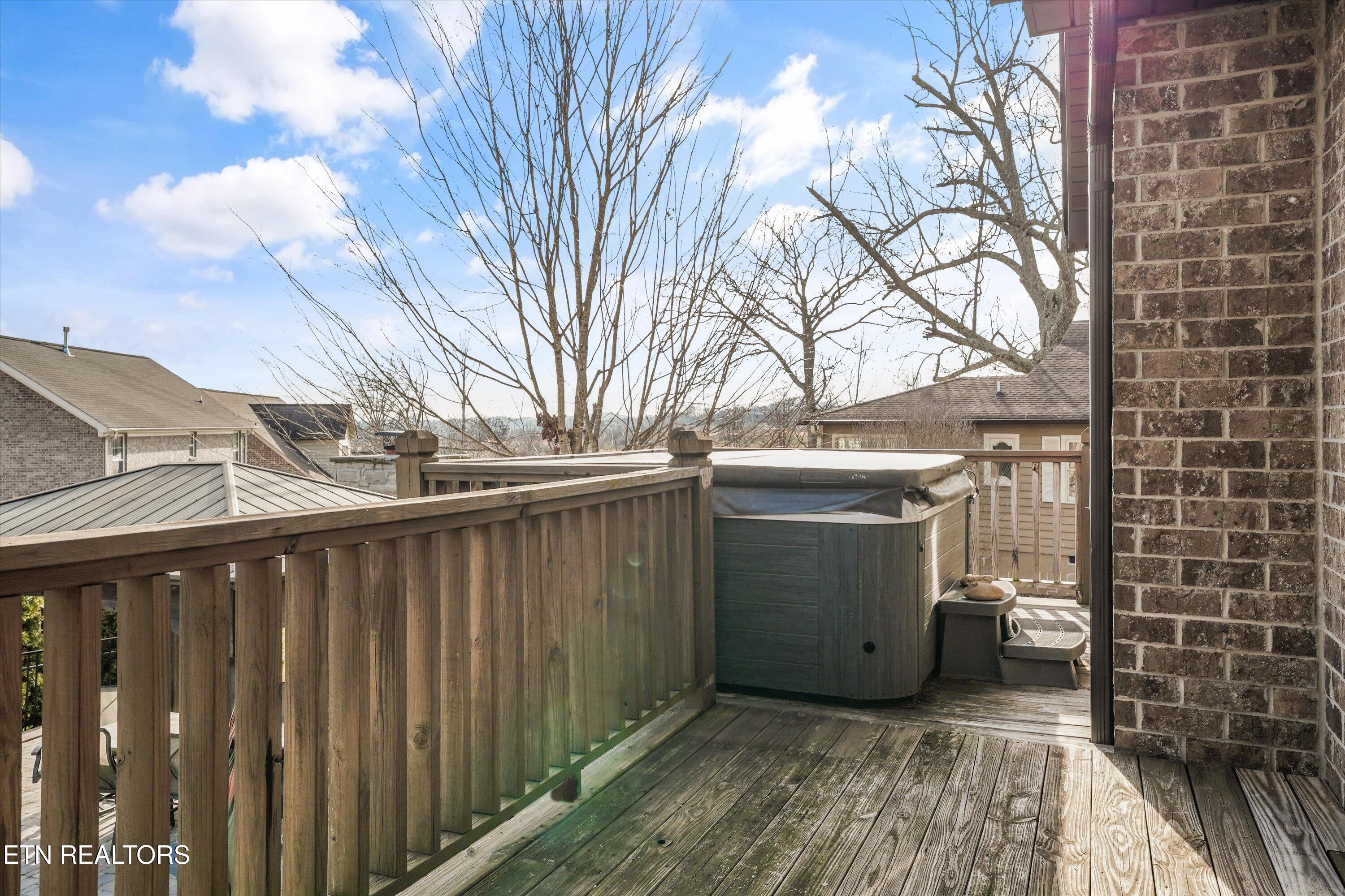 243 Zane Lane Lenoir City TN 37772