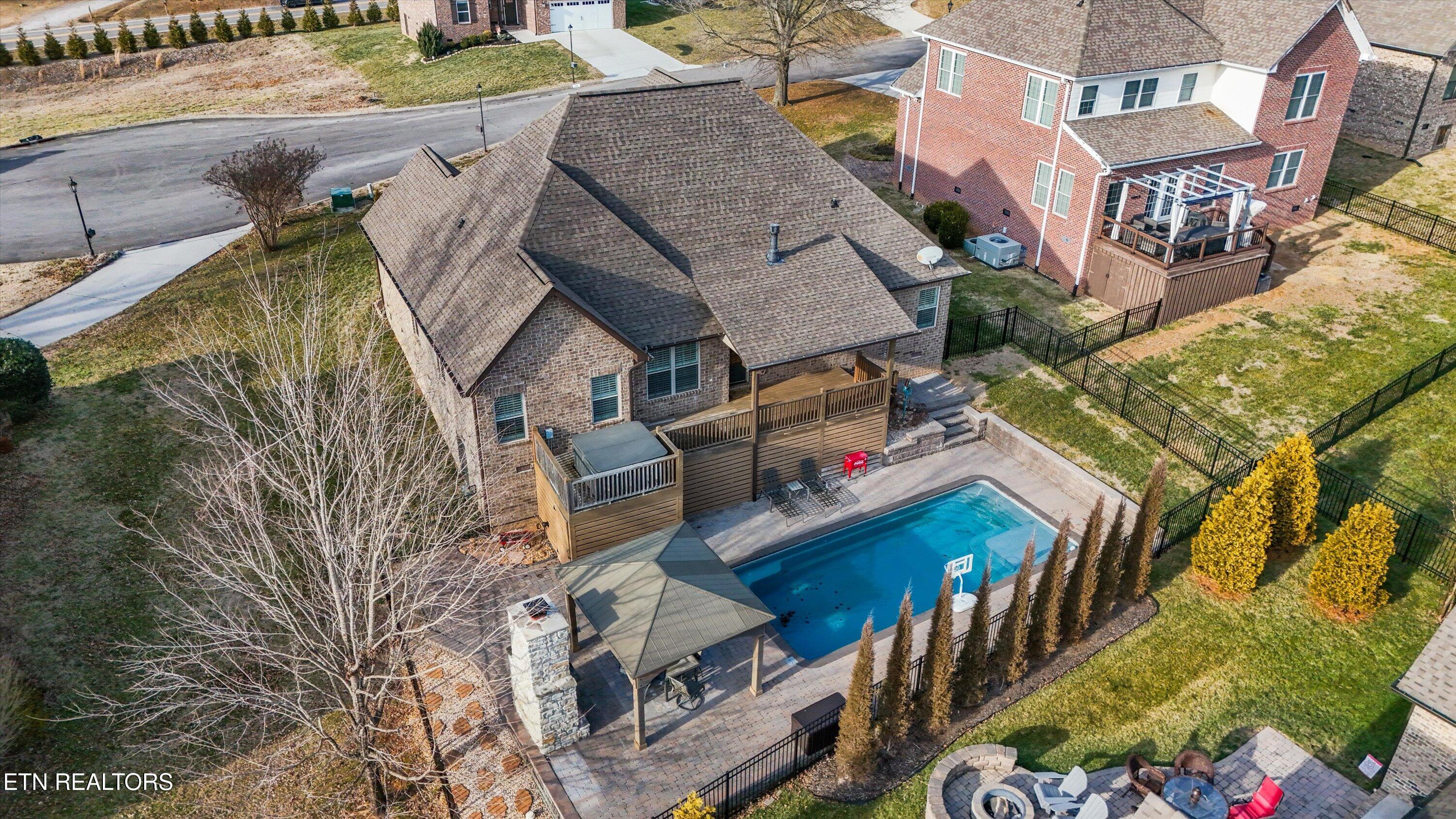 243 Zane Lane Lenoir City TN 37772