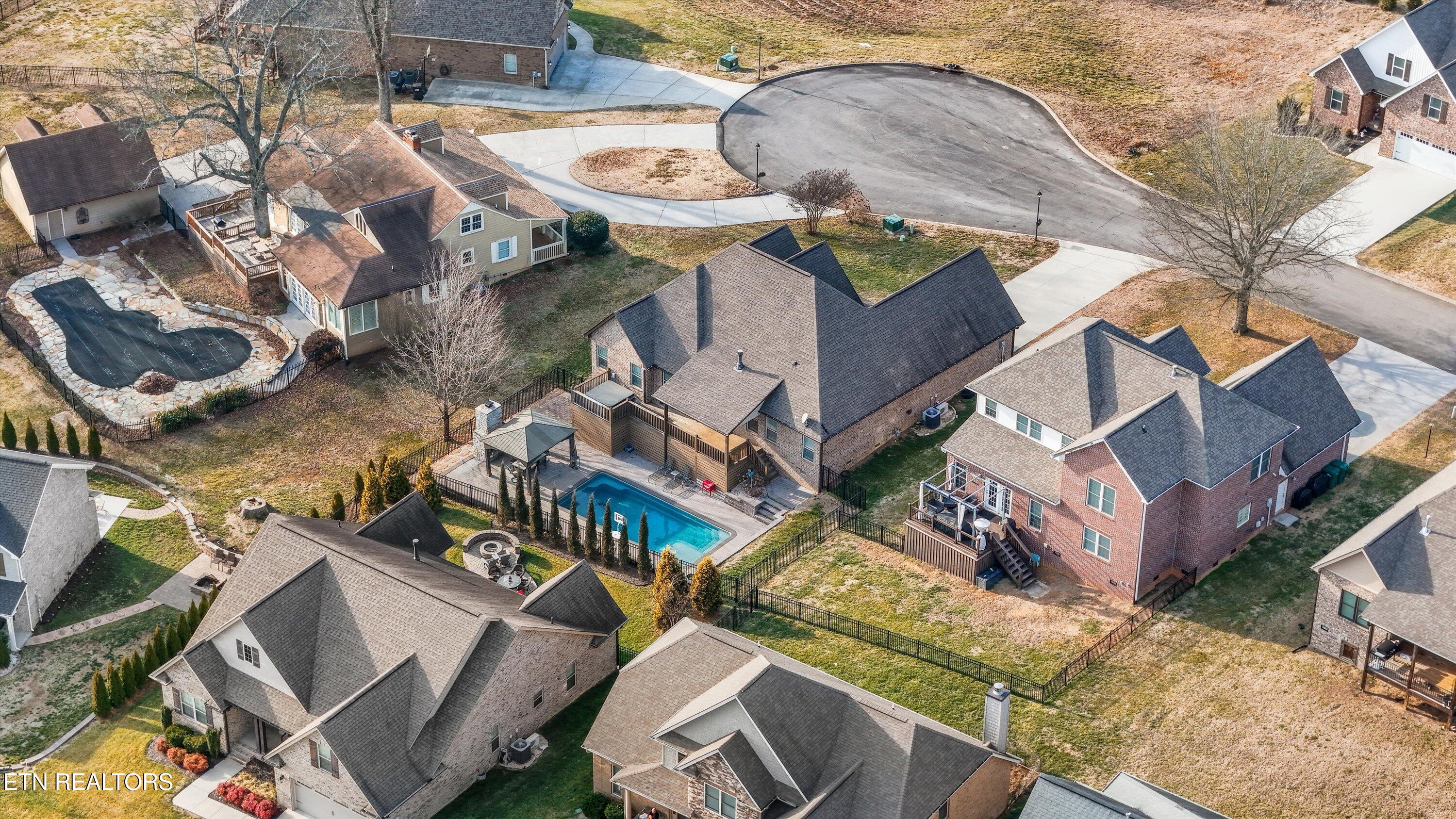 243 Zane Lane Lenoir City TN 37772