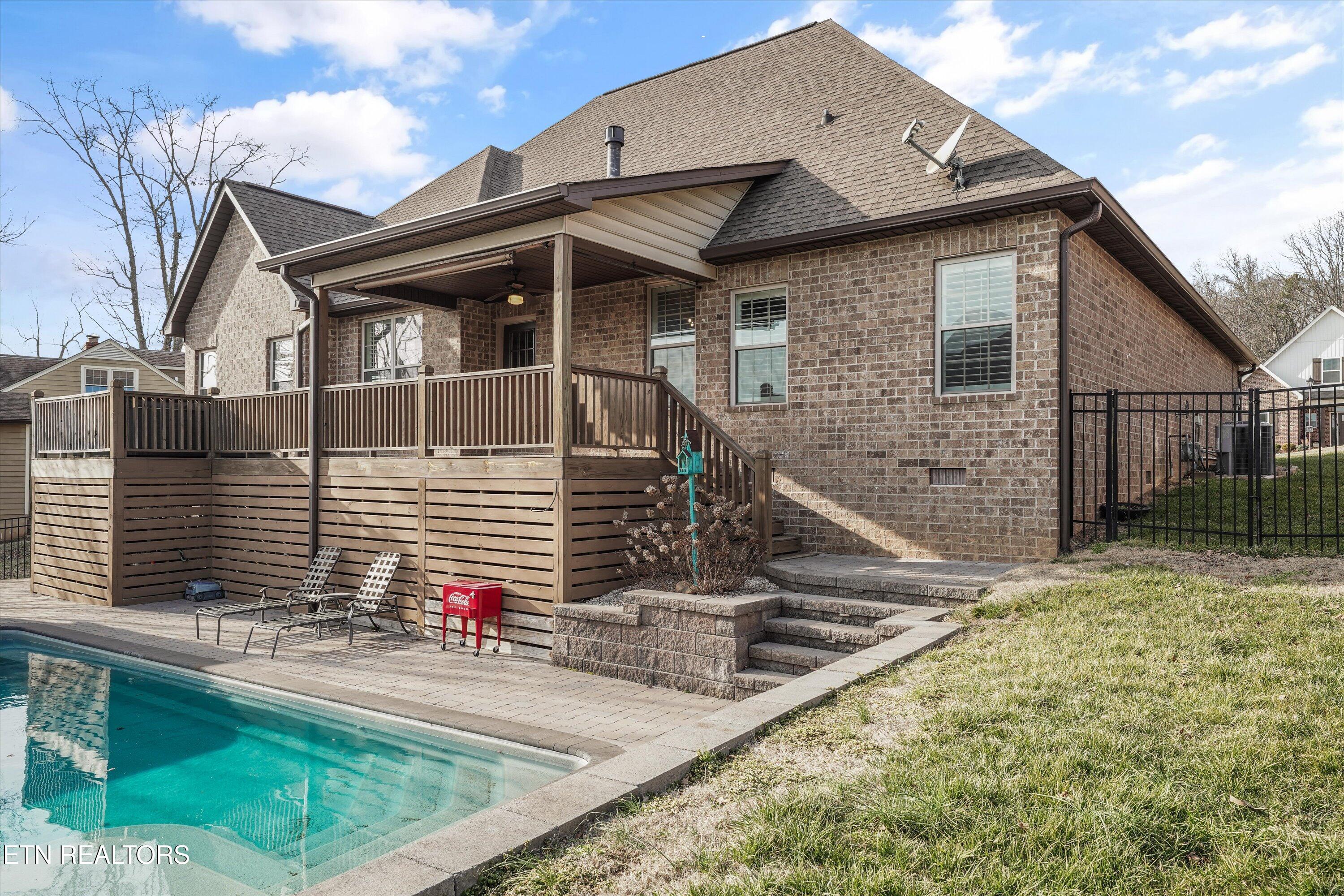 243 Zane Lane Lenoir City TN 37772