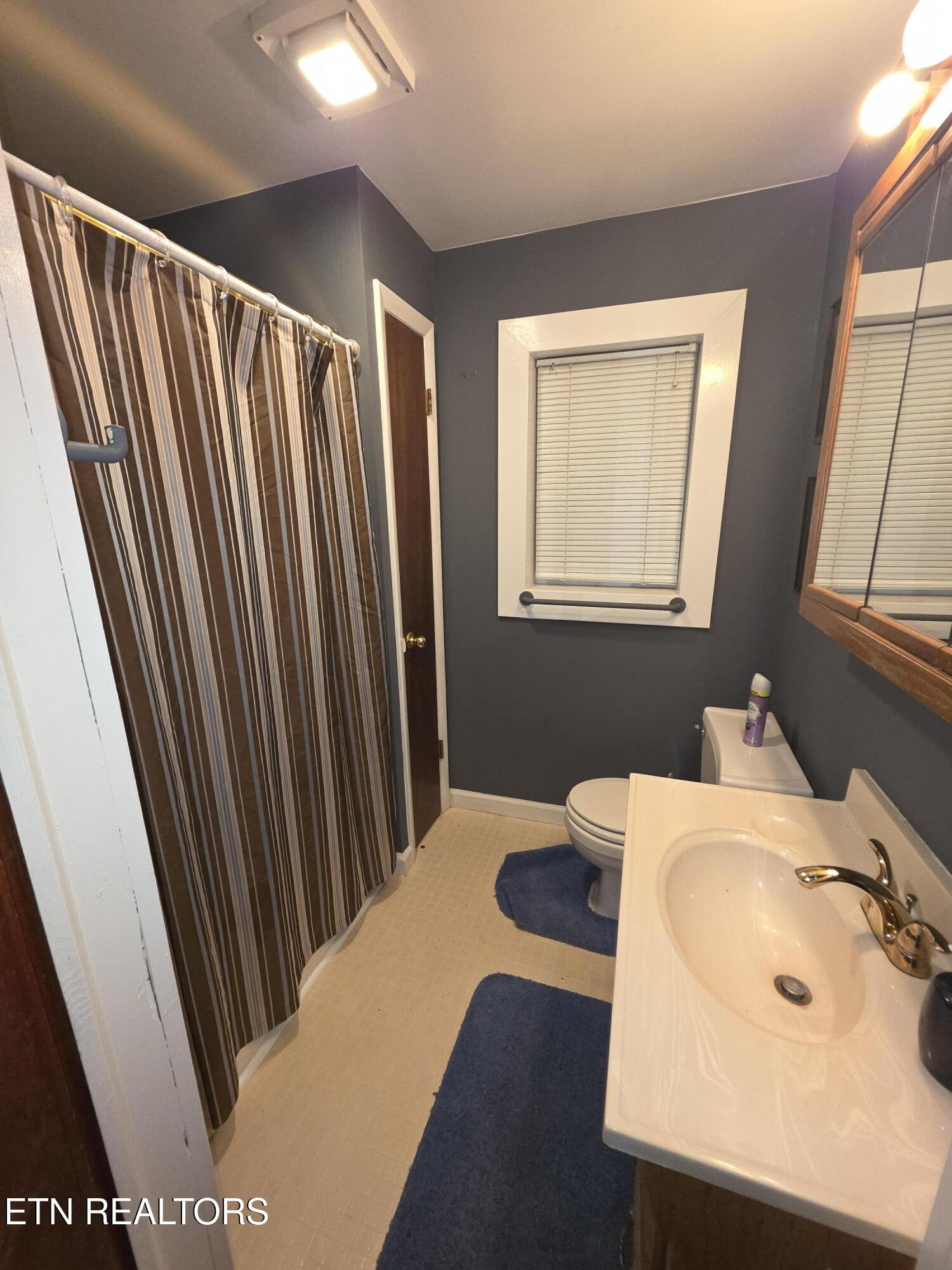 12184 Paw Paw Plains Road Lenoir City TN 37771