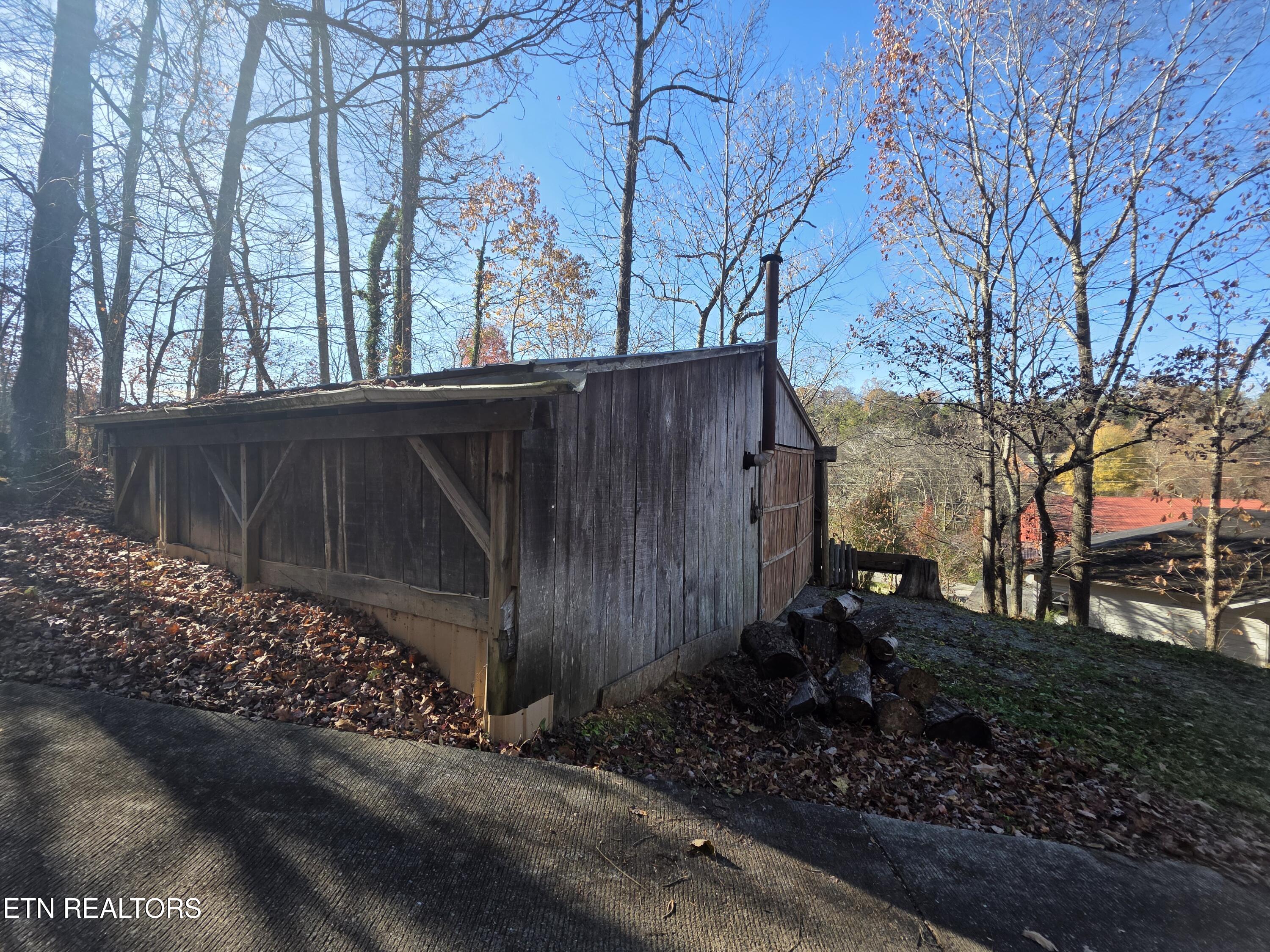 12184 Paw Paw Plains Road Lenoir City TN 37771