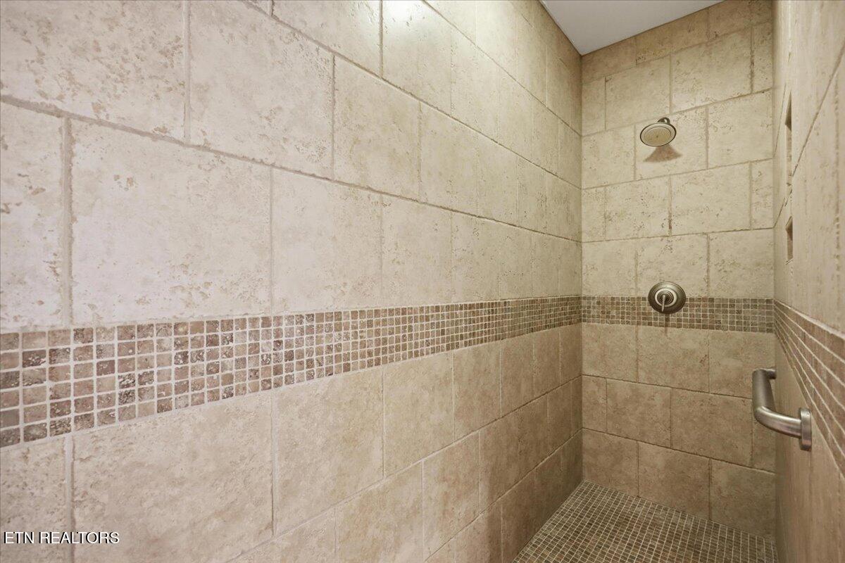 1919 Northwood Drive Maryville TN 37803