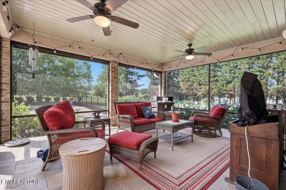 1919 Northwood Drive Maryville TN 37803