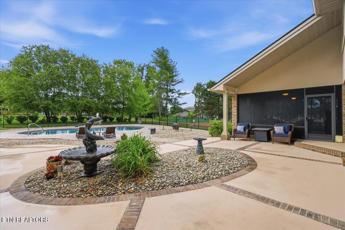 1919 Northwood Drive Maryville TN 37803