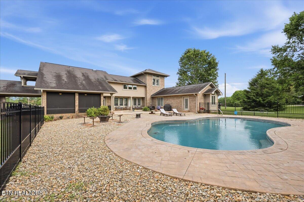 1919 Northwood Drive Maryville TN 37803