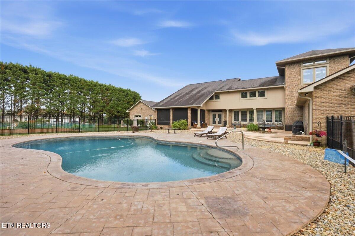 1919 Northwood Drive Maryville TN 37803