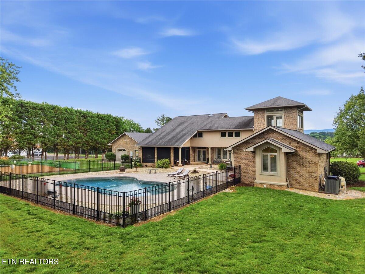 1919 Northwood Drive Maryville TN 37803