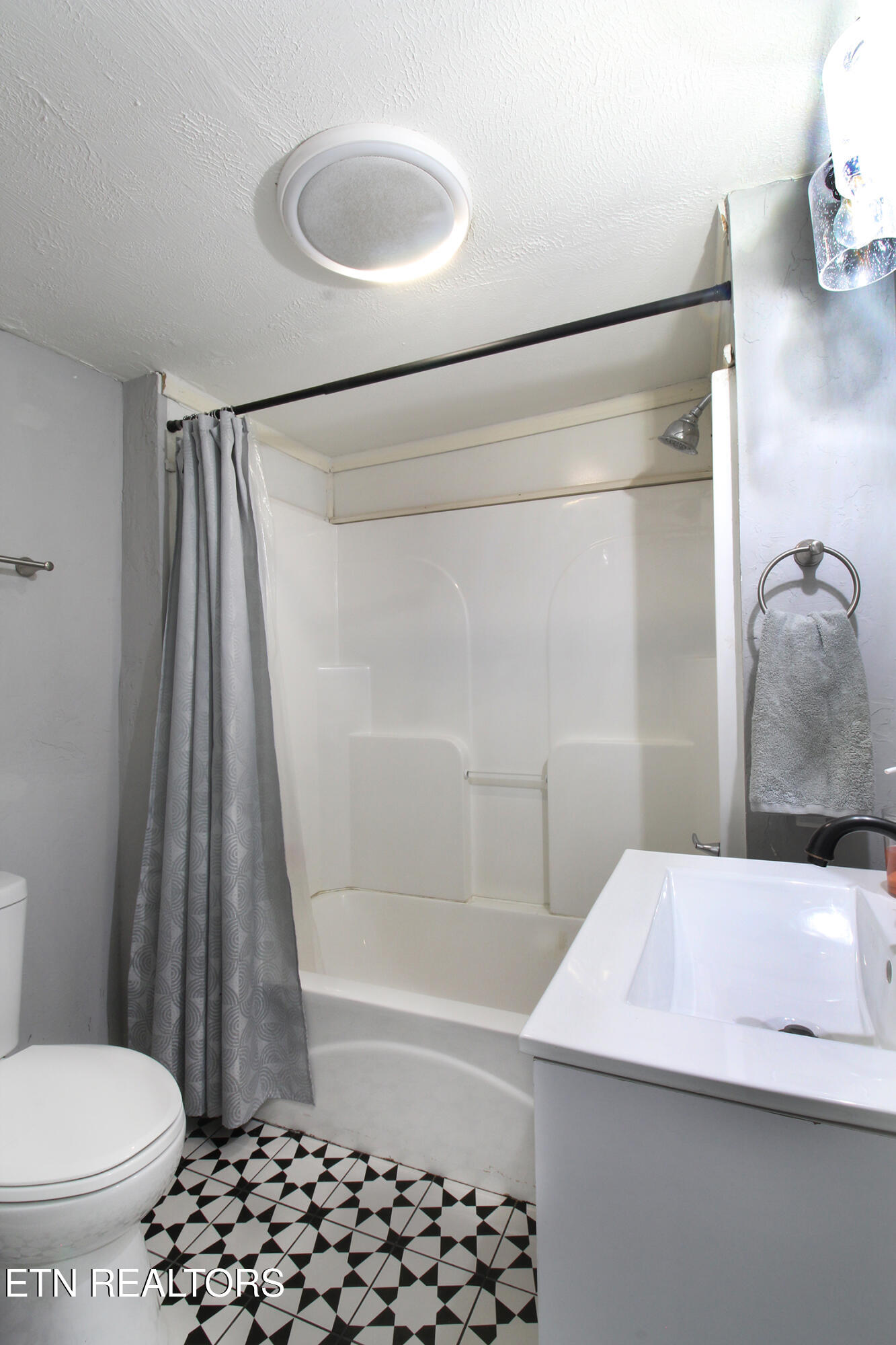 715 Fern Street Knoxville TN 37914