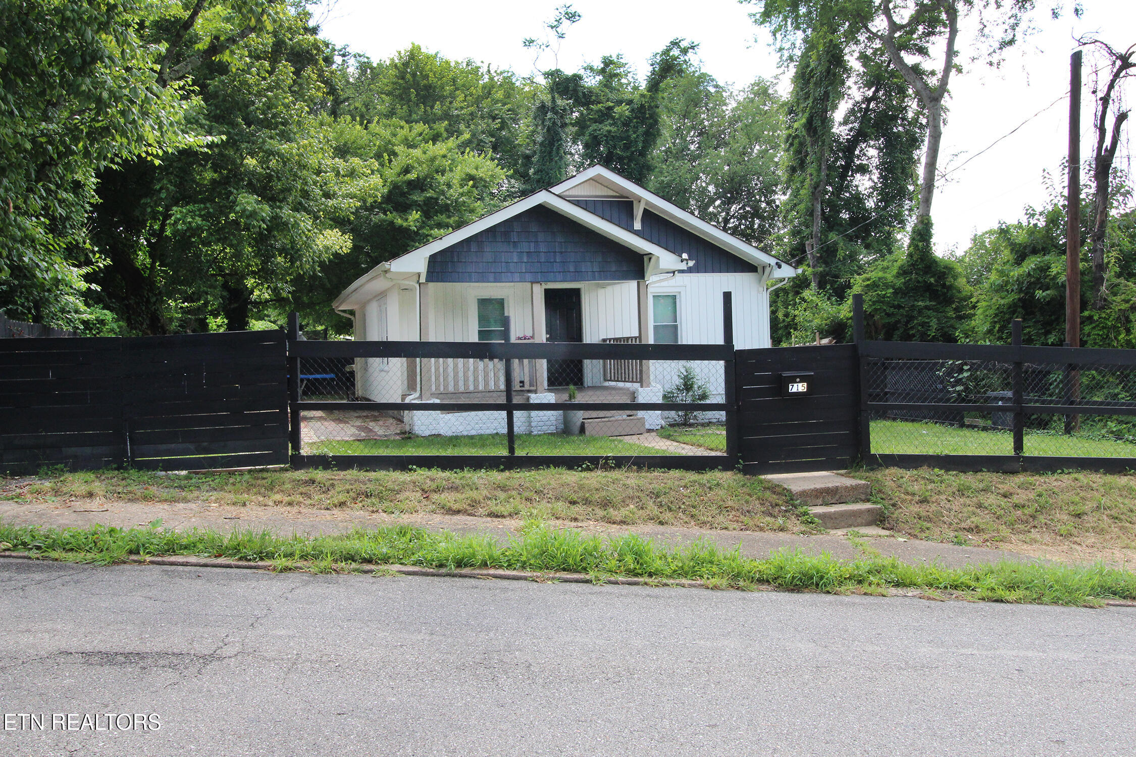 715 Fern Street Knoxville TN 37914