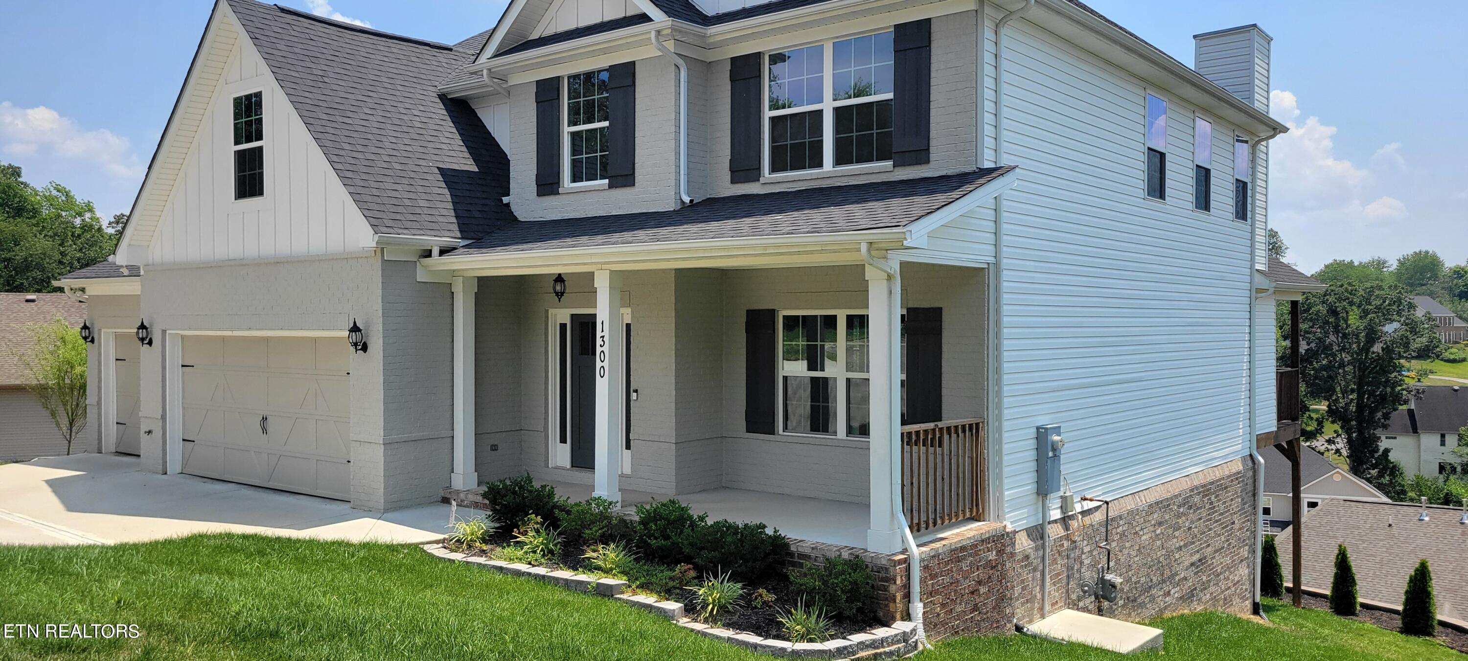 1300 Sloping Hill Lane Knoxville TN 37931