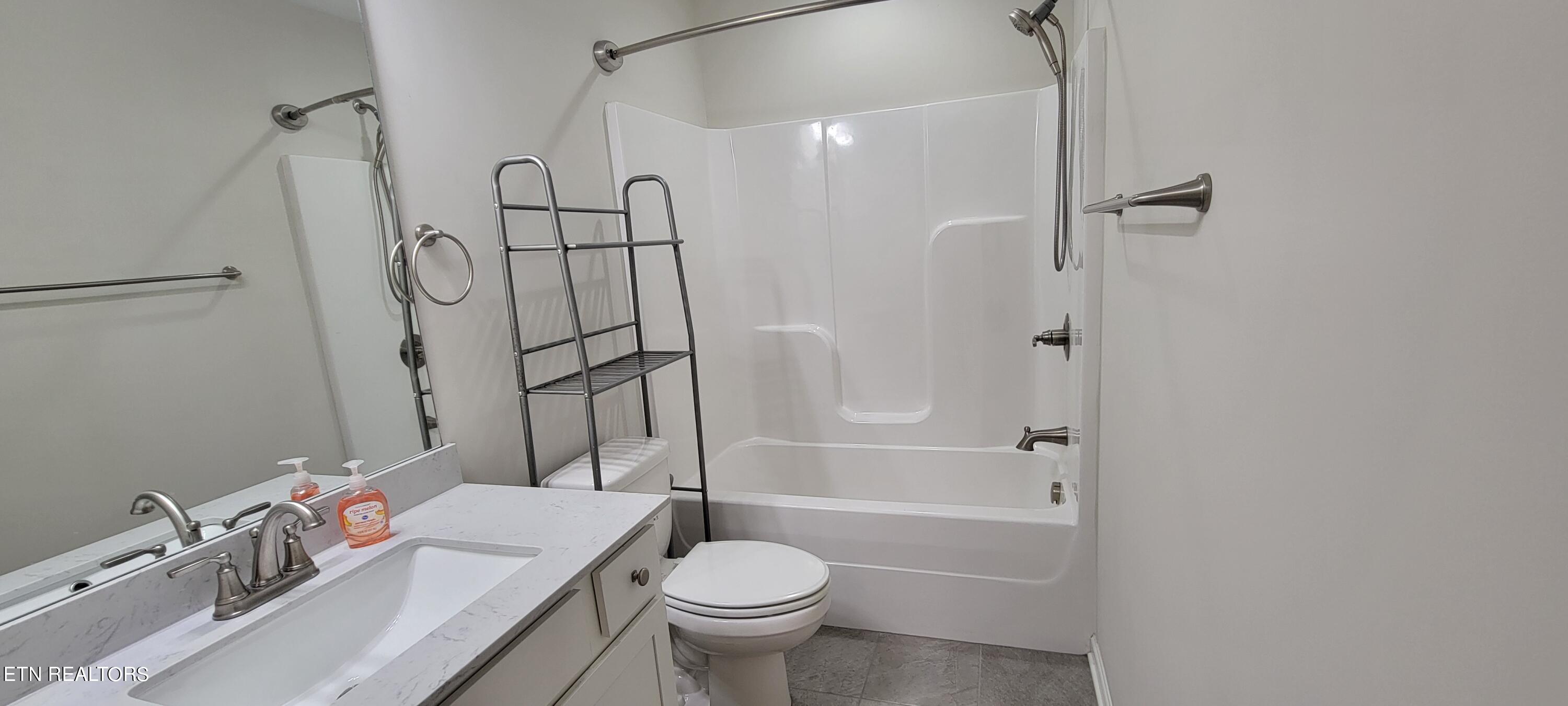 1300 Sloping Hill Lane Knoxville TN 37931