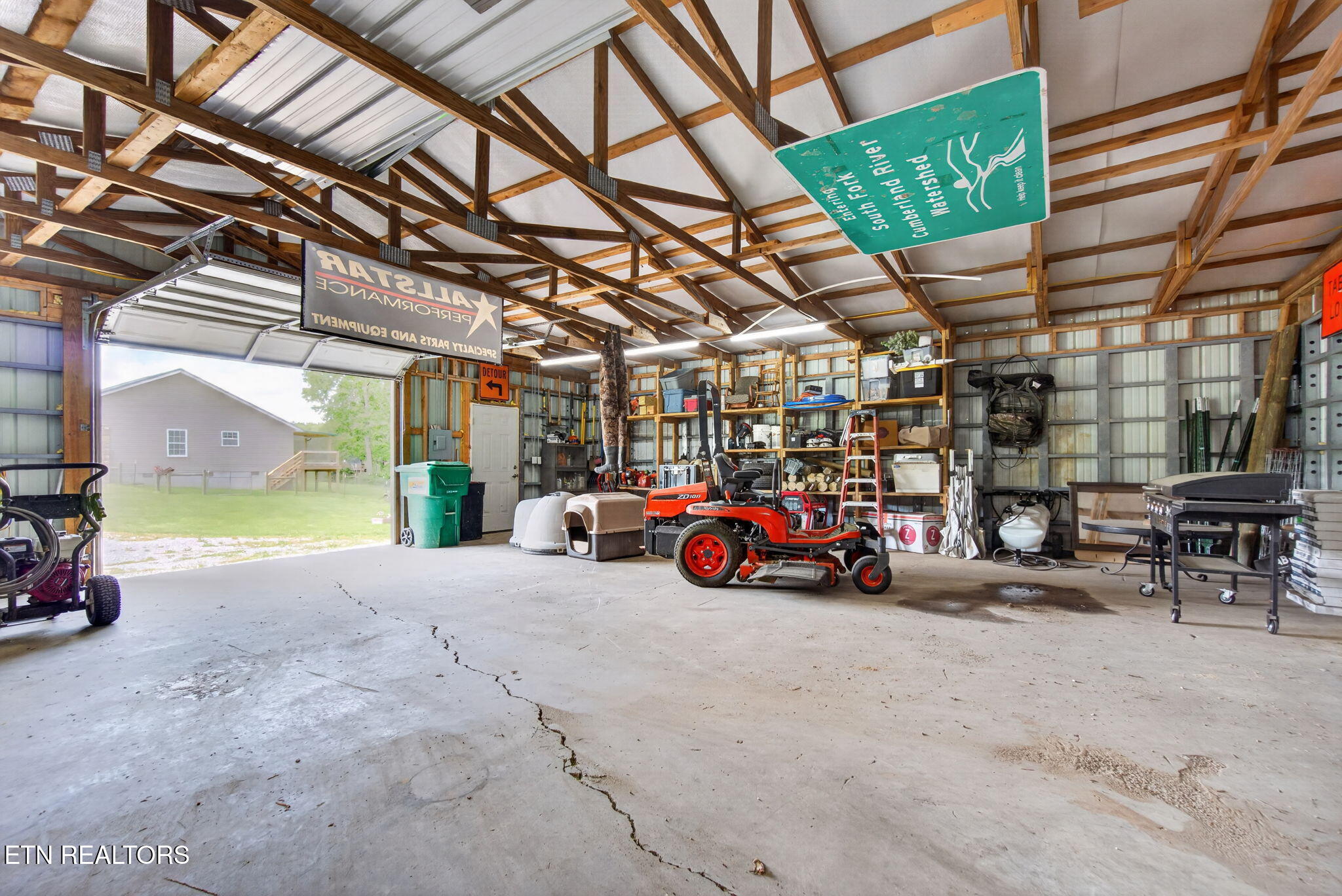 5996 Highway 70 N Crossville TN 38571