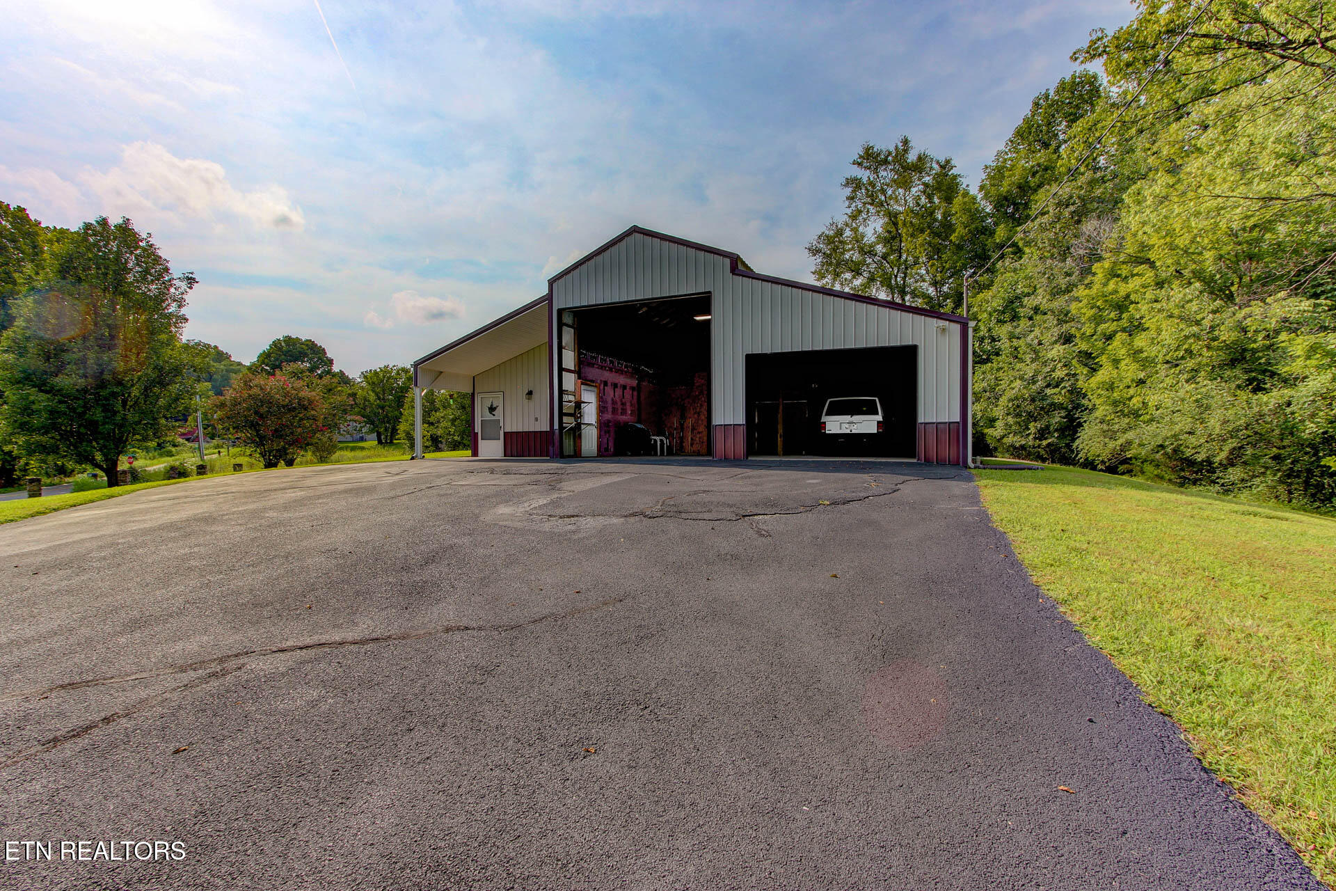 1250 Sugar Loaf Road Sevierville TN 37876