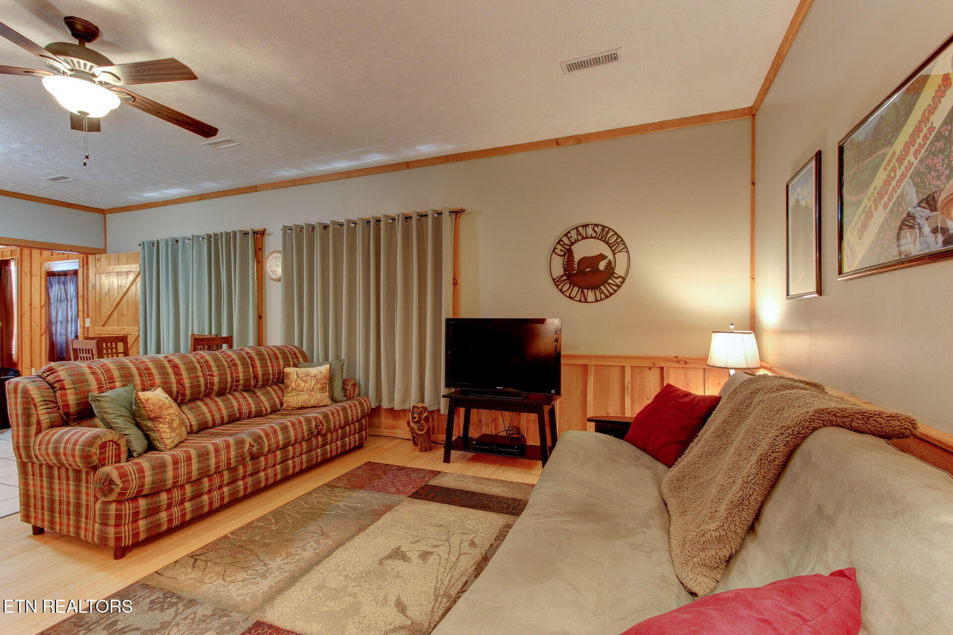 1250 Sugar Loaf Road Sevierville TN 37876