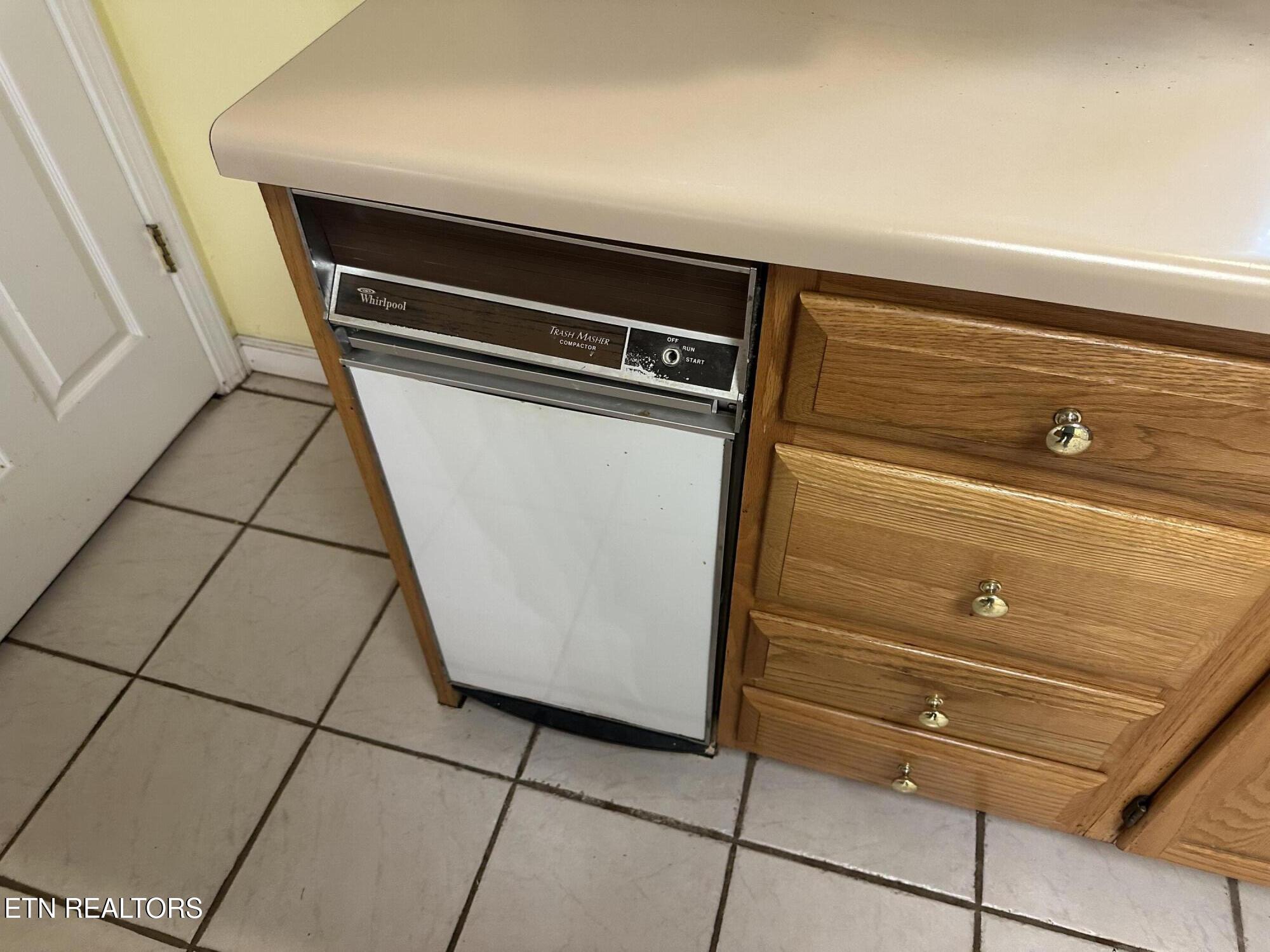 180 Cedar Lane Jacksboro TN 37757