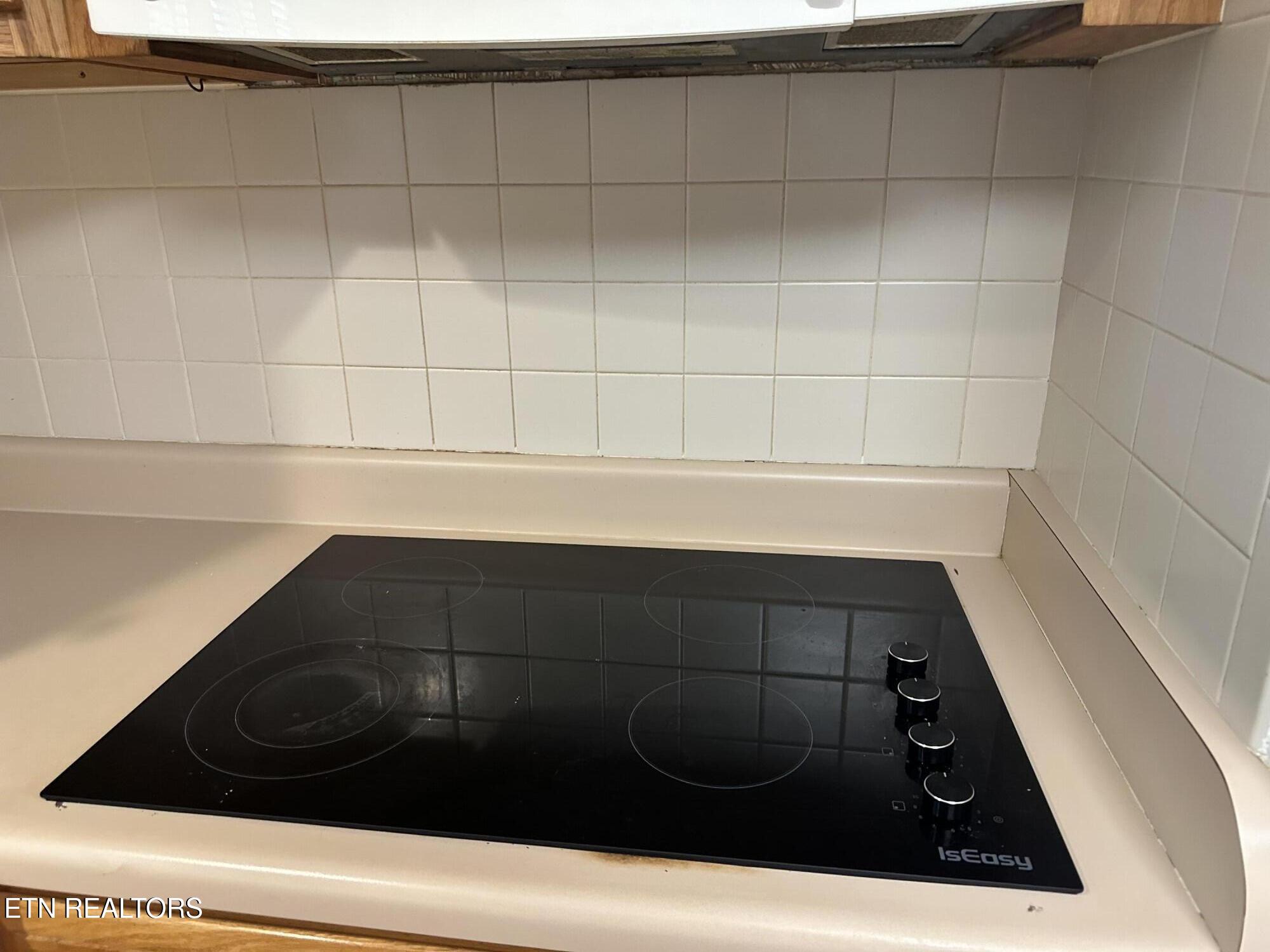 180 Cedar Lane Jacksboro TN 37757