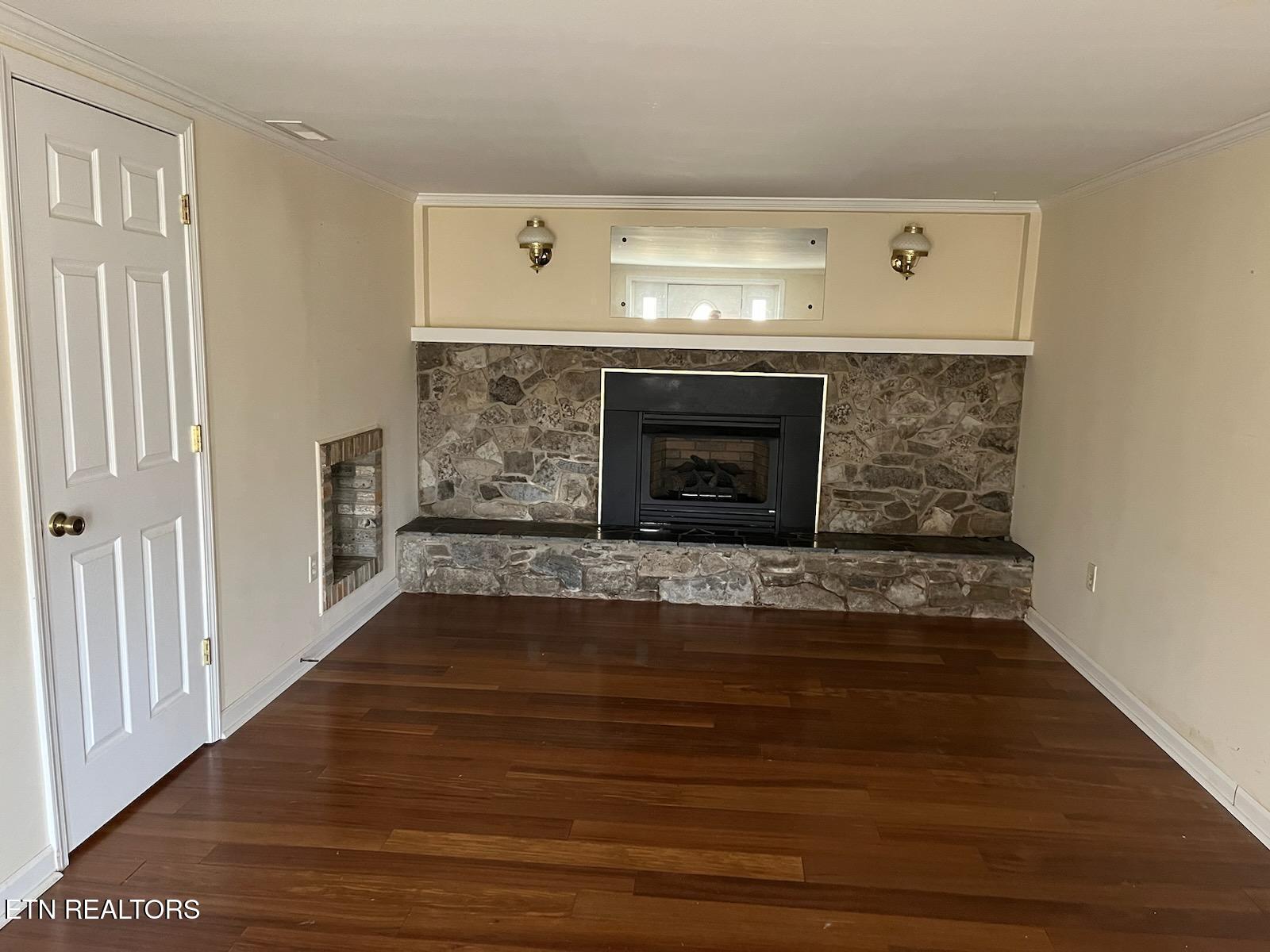 180 Cedar Lane Jacksboro TN 37757