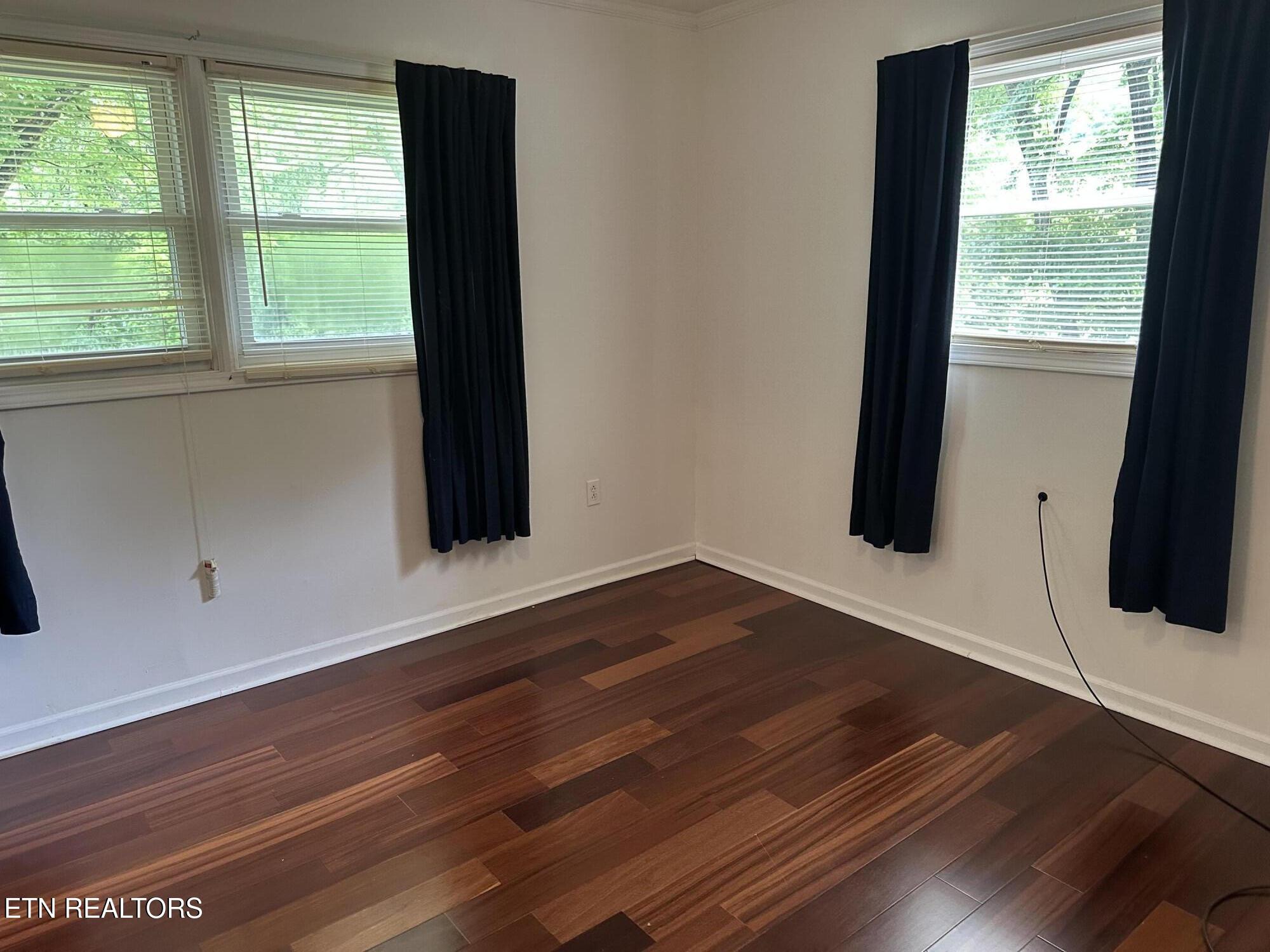 180 Cedar Lane Jacksboro TN 37757