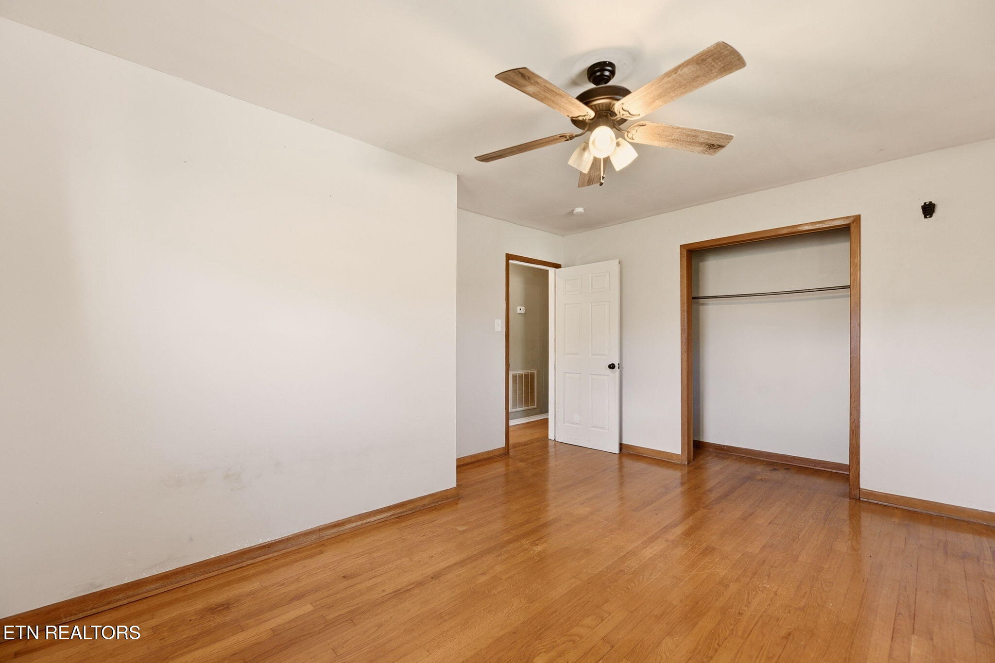 6815/6829 Texas Valley Road Knoxville TN 37938