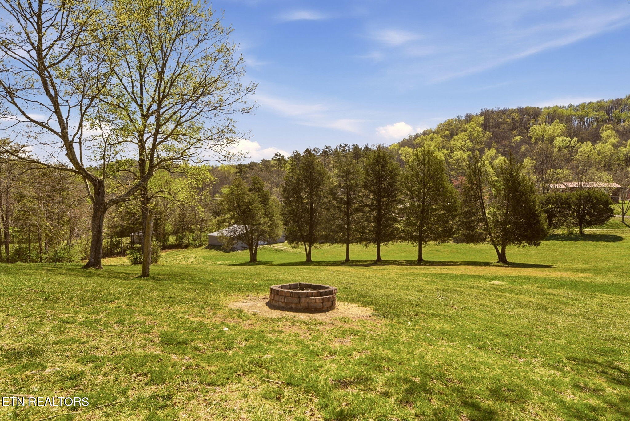6815/6829 Texas Valley Road Knoxville TN 37938