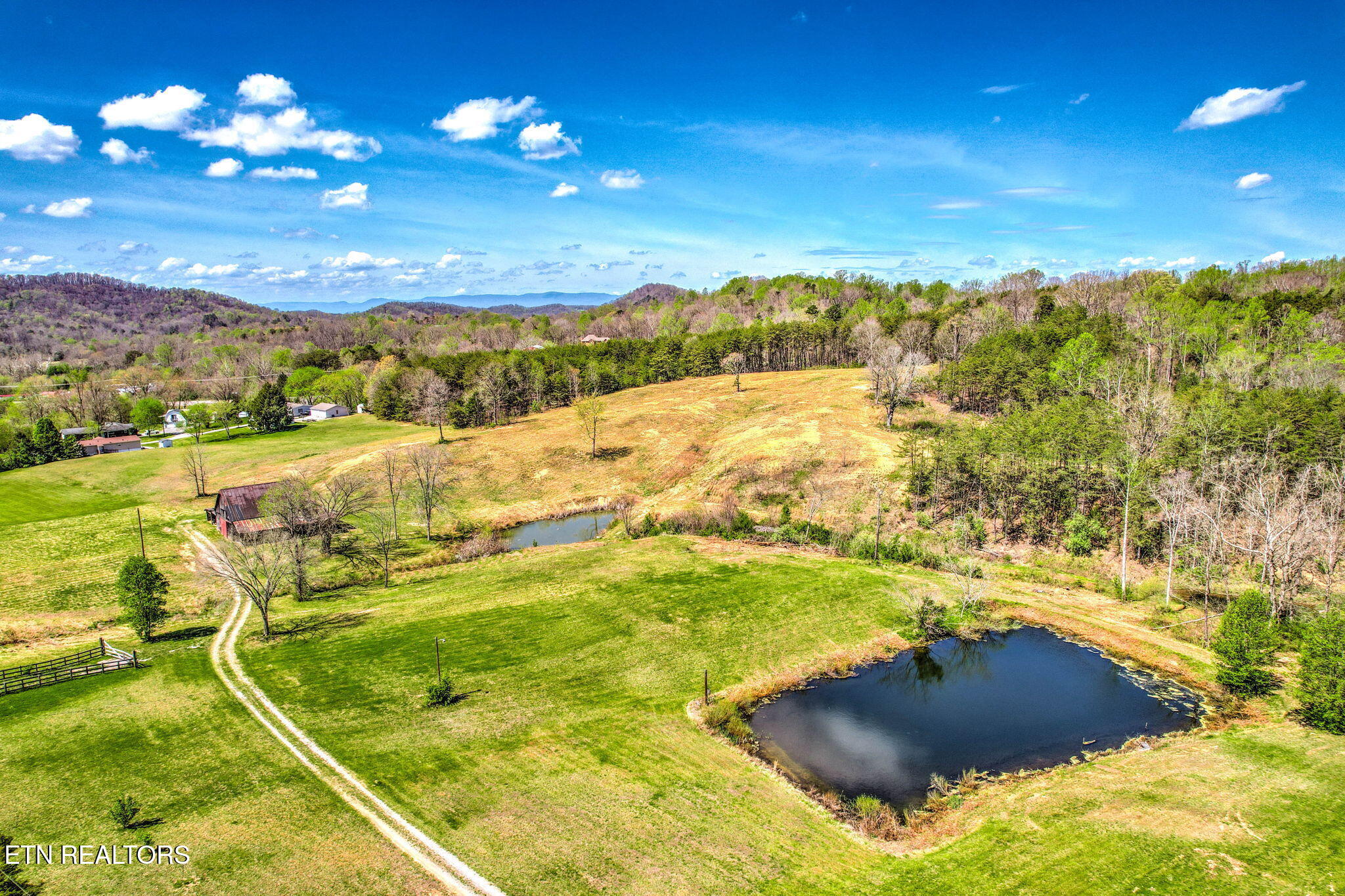 6815/6829 Texas Valley Road Knoxville TN 37938