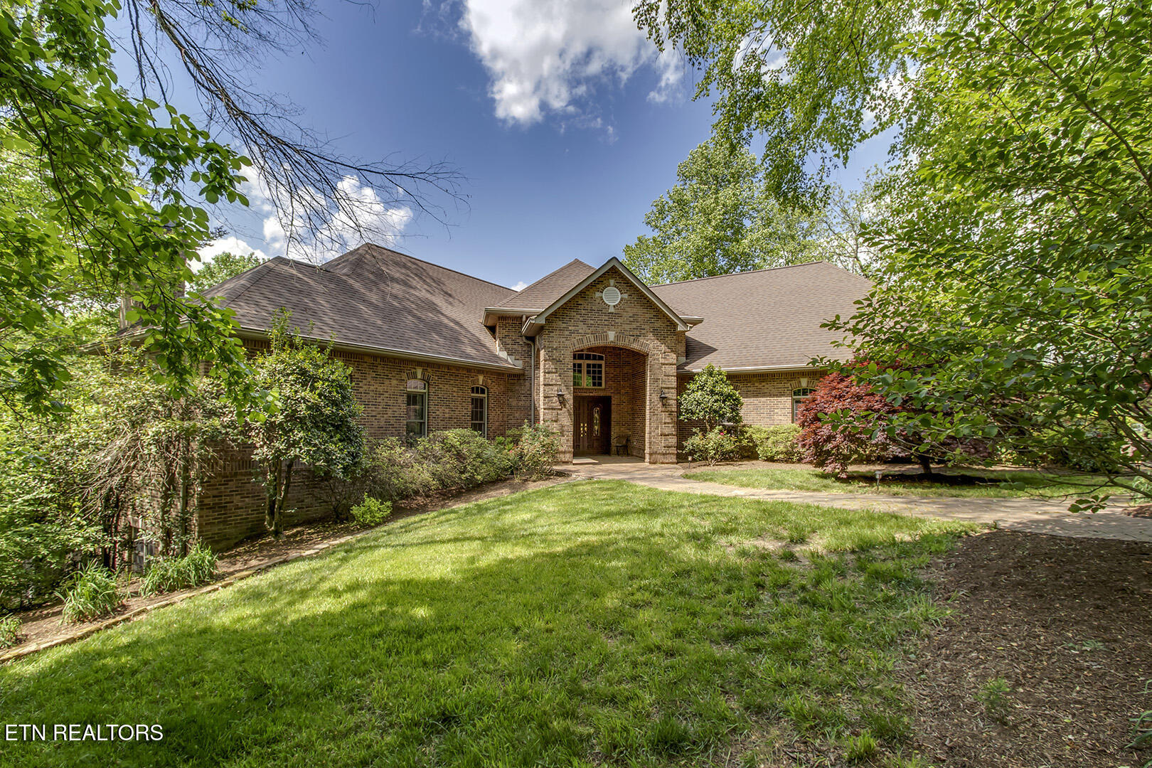 113 Wiltshire Oak Ridge TN 37830