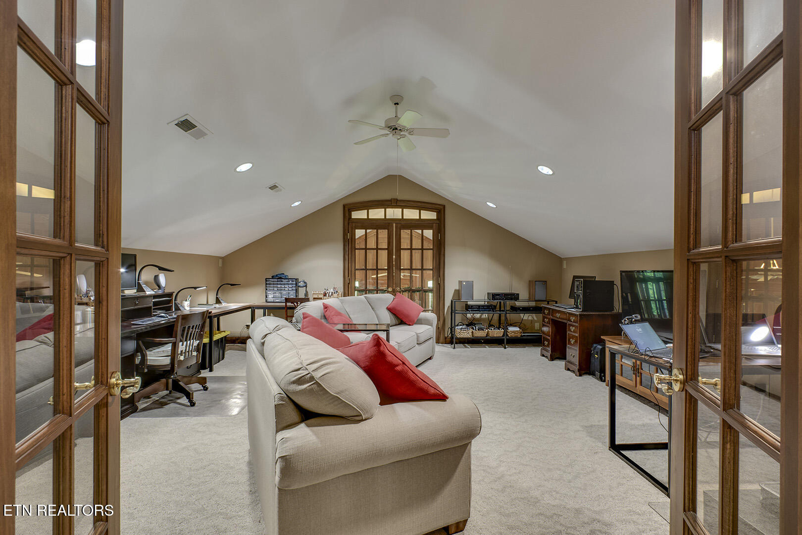 113 Wiltshire Oak Ridge TN 37830