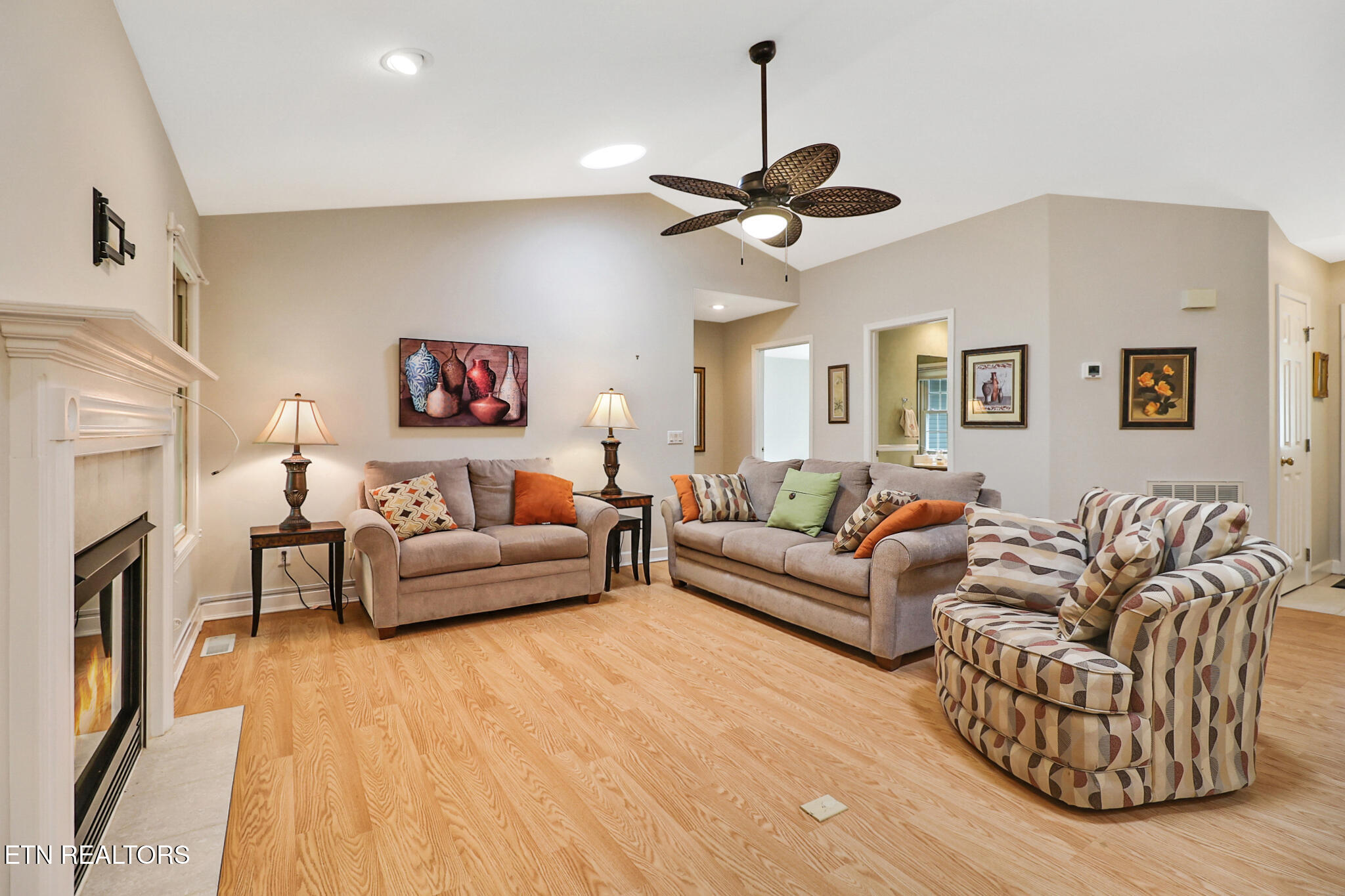 182 Berkshire Loop Fairfield Glade TN 38558