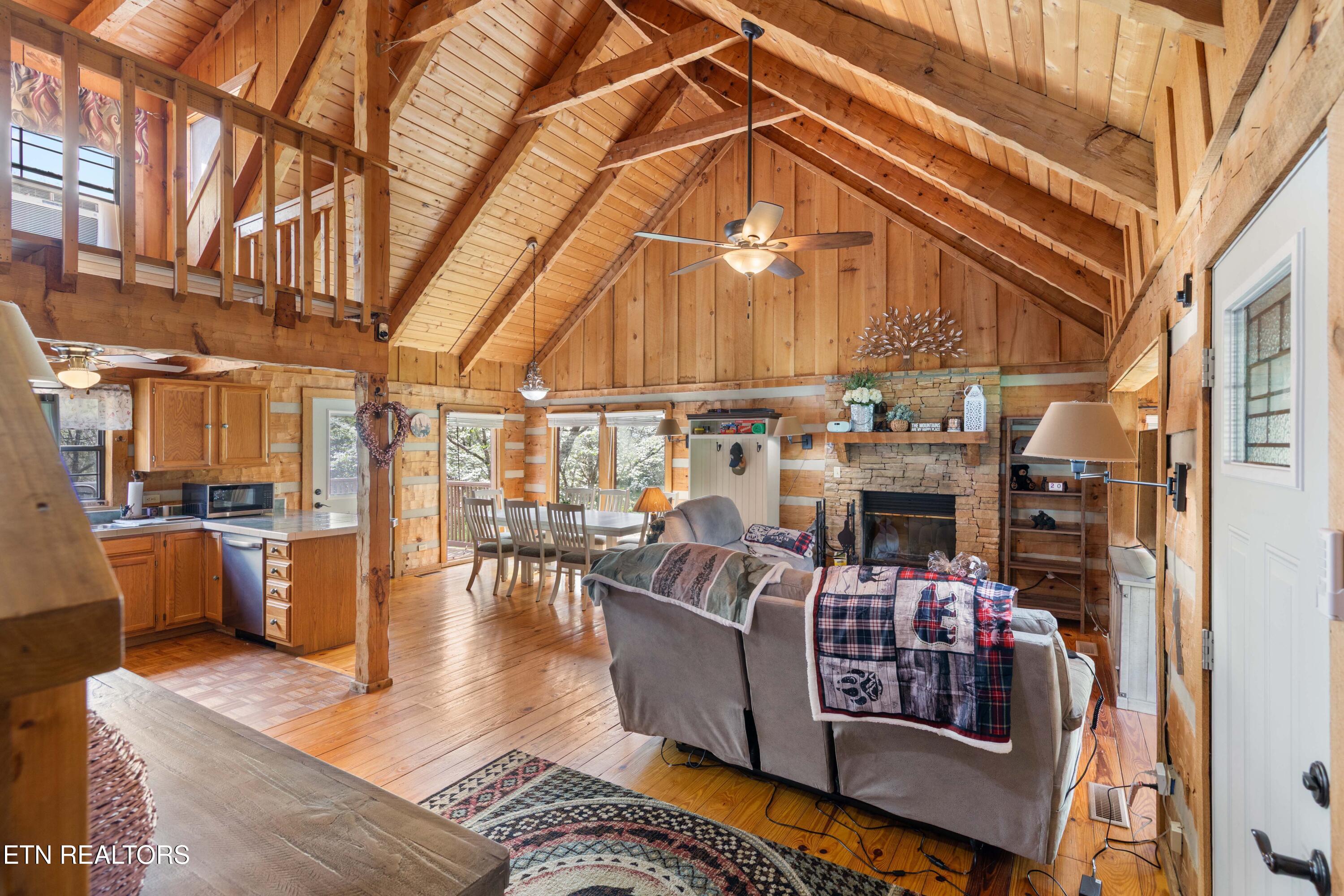2168 Mountain Vista Road Sevierville TN 37876