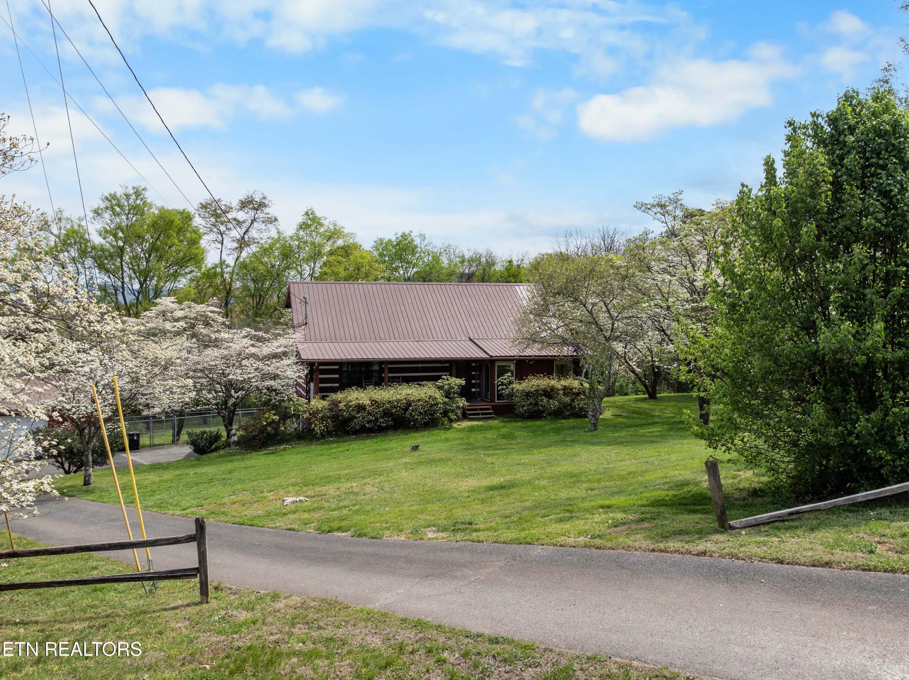 2168 Mountain Vista Road Sevierville TN 37876