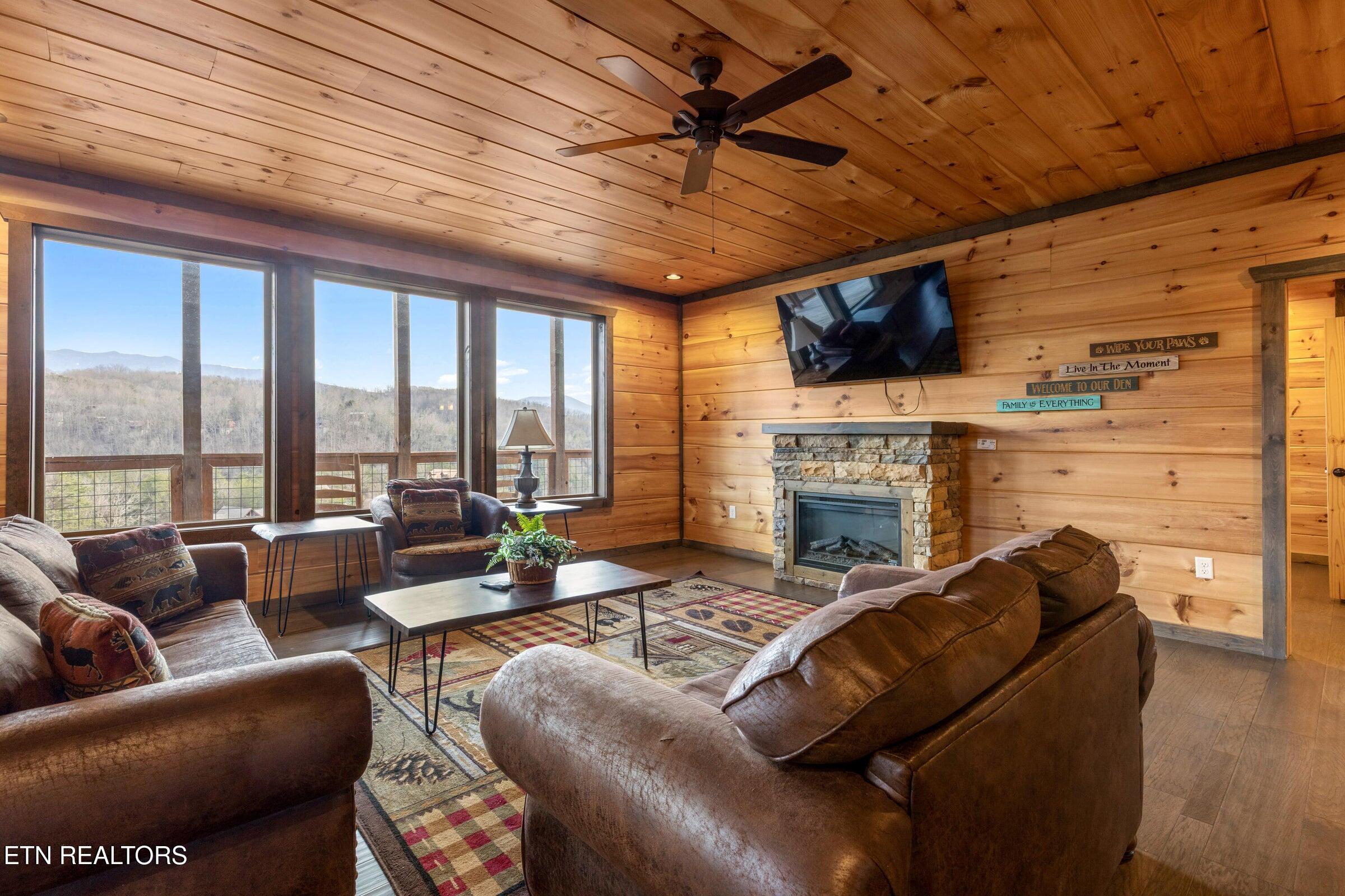 4608 Dreamland Way Sevierville TN 37876