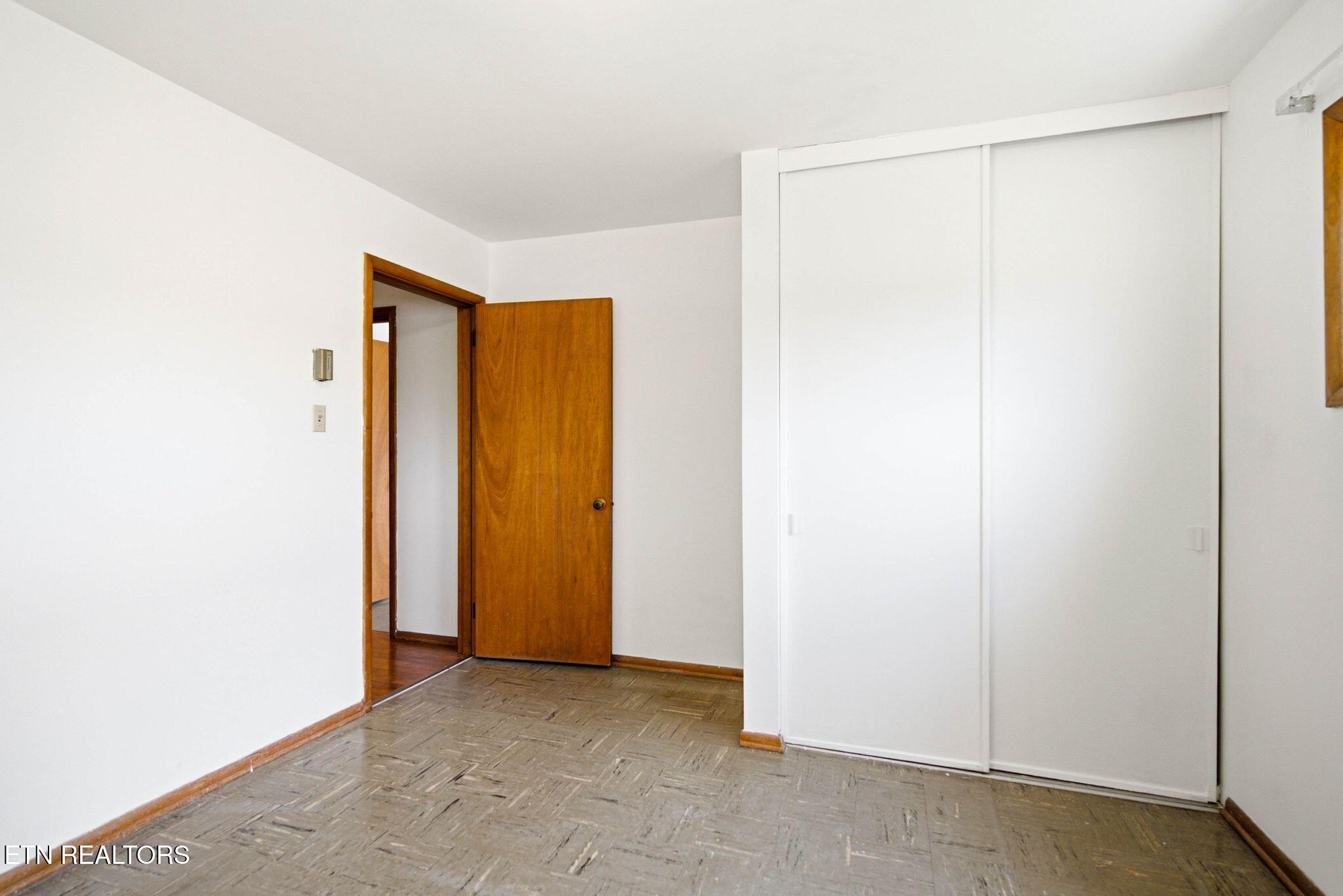 4308 NW Roaming Road Knoxville TN 37912