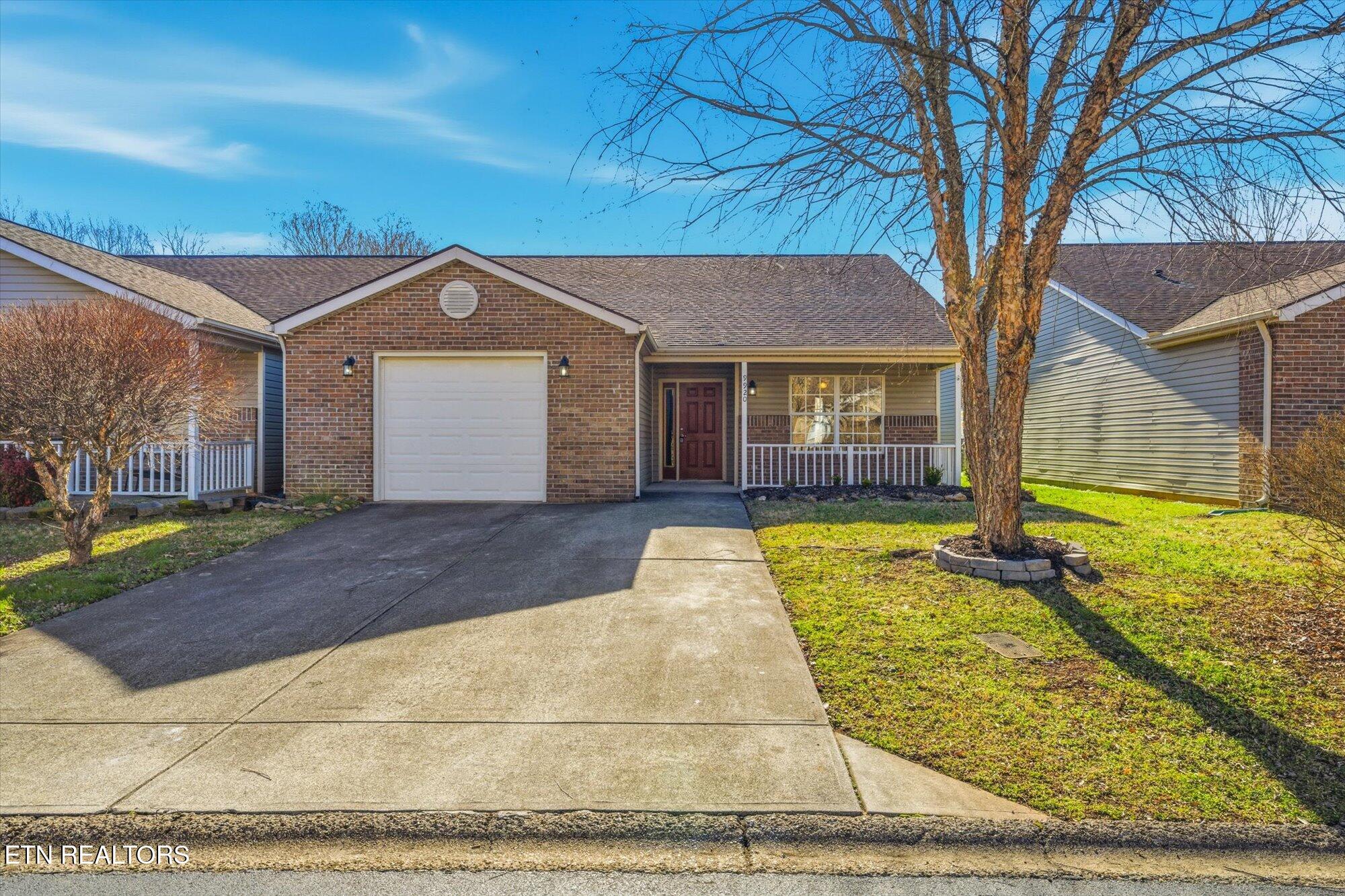 9920 Greylock Way Knoxville TN 37931