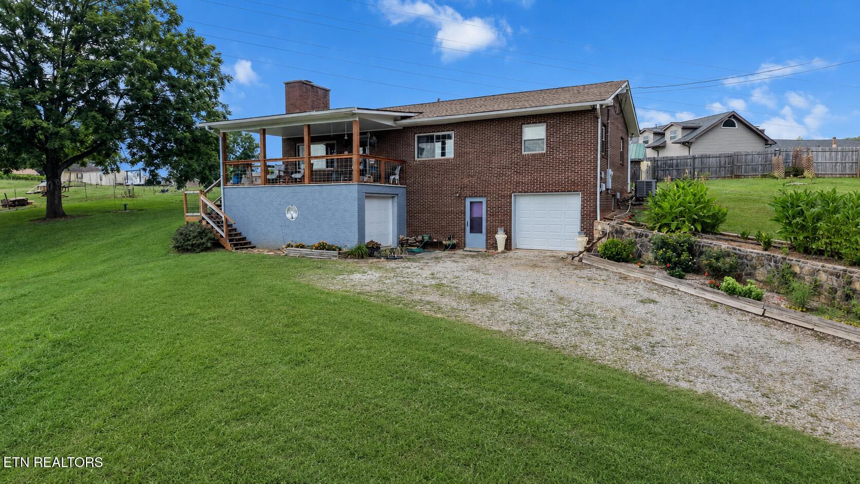 2812 Mentor Road Louisville TN 37777