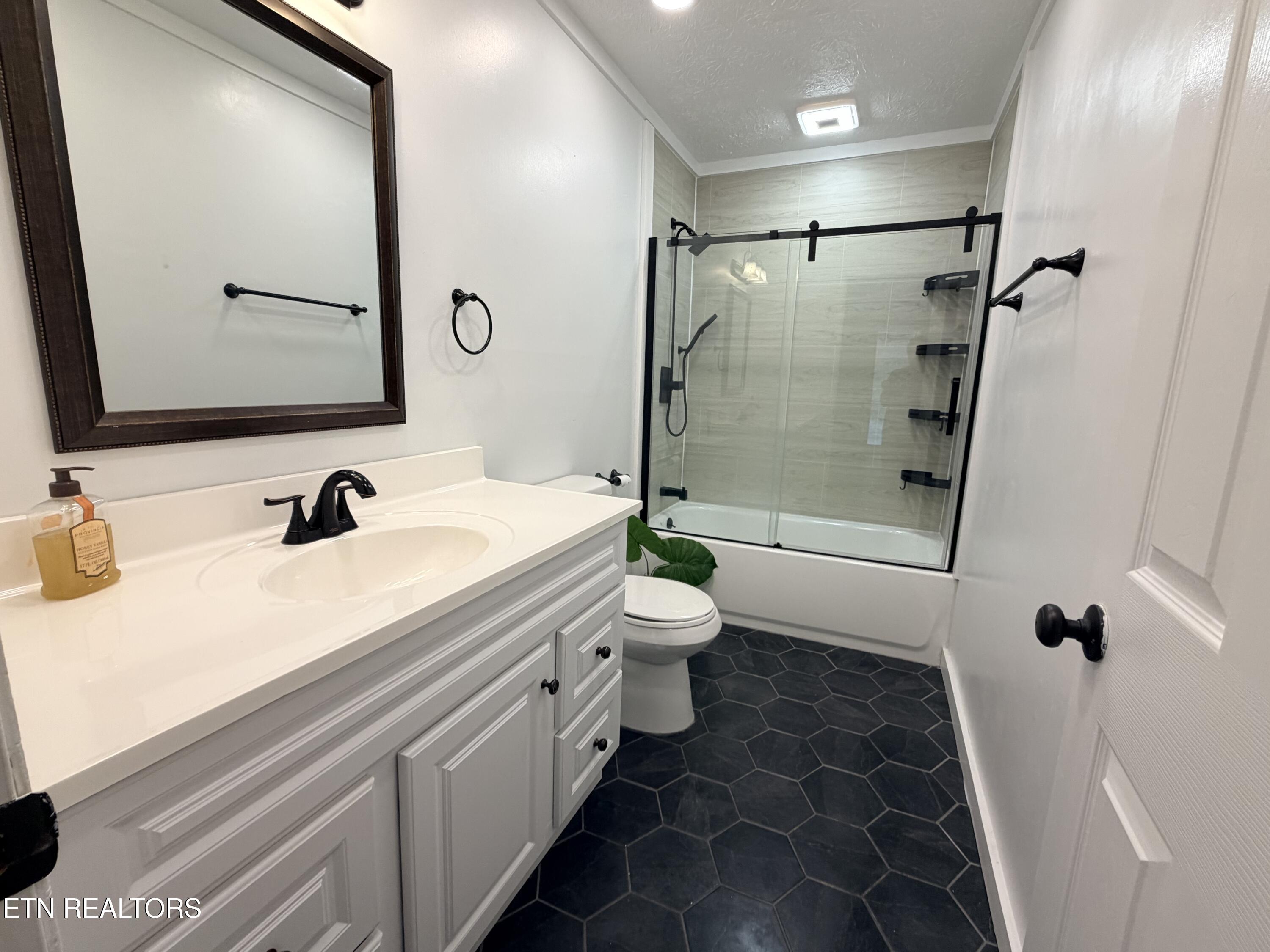 901 Beverly Hills Drive Sevierville TN 37862