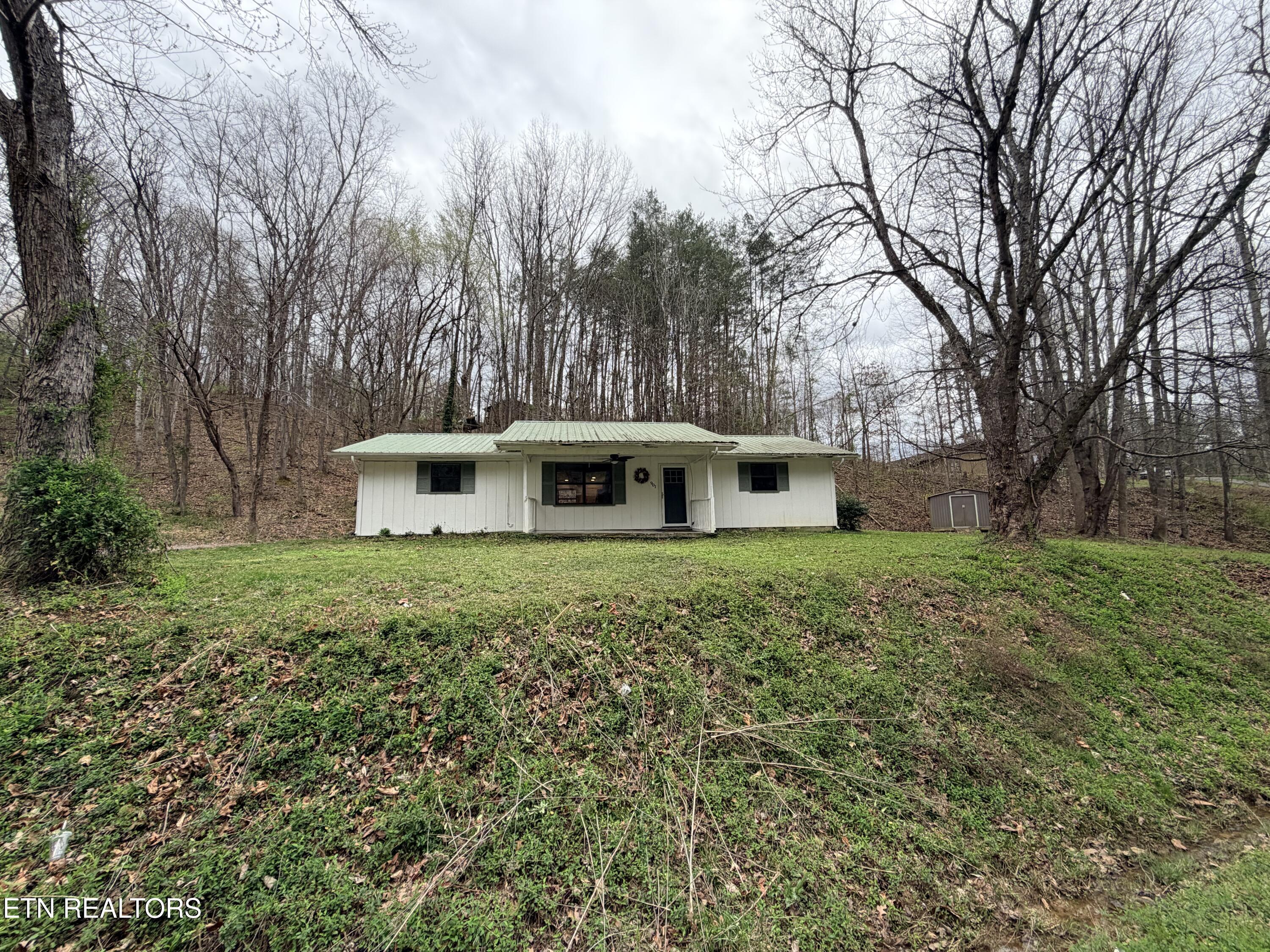 901 Beverly Hills Drive Sevierville TN 37862