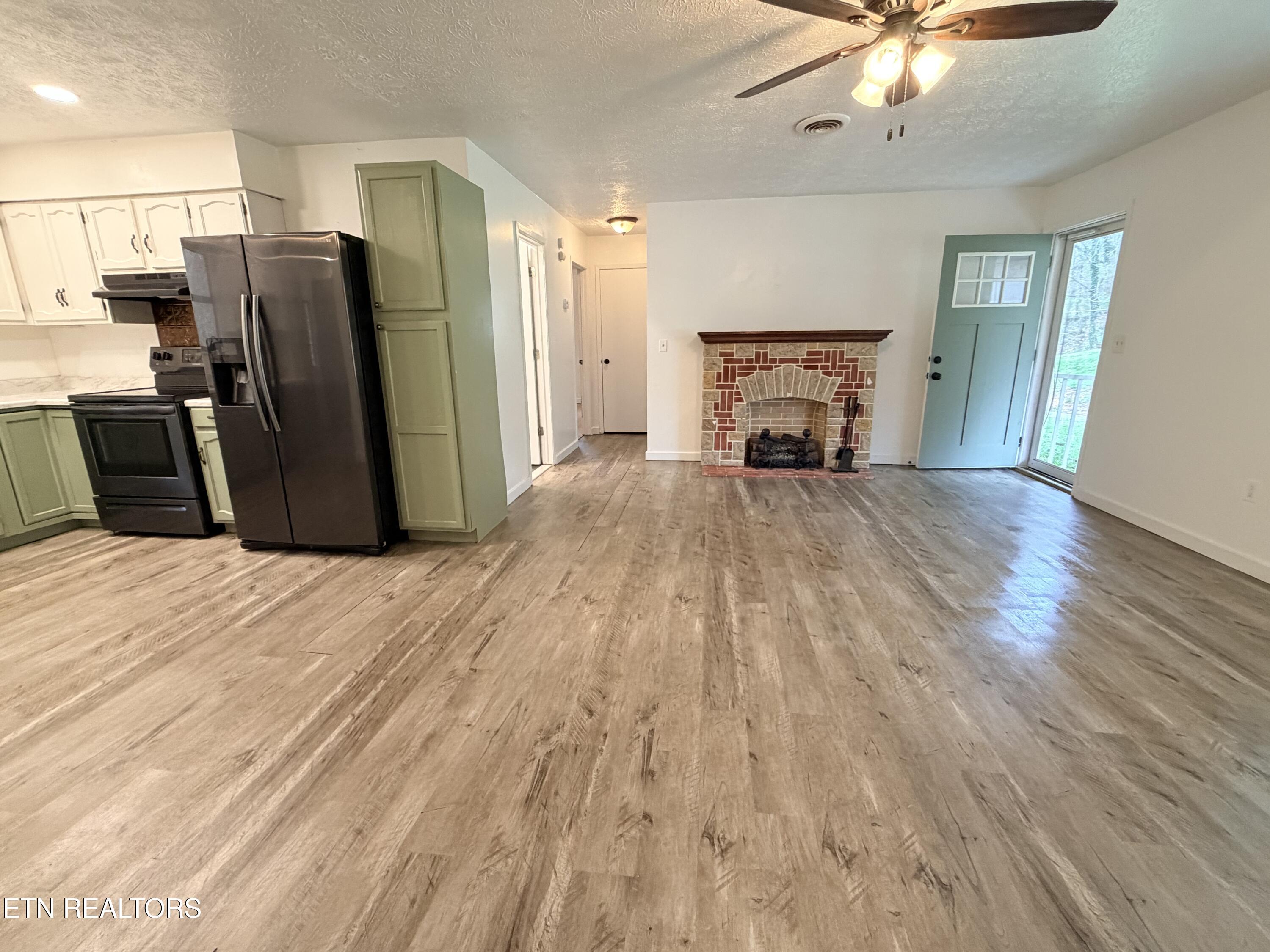 901 Beverly Hills Drive Sevierville TN 37862