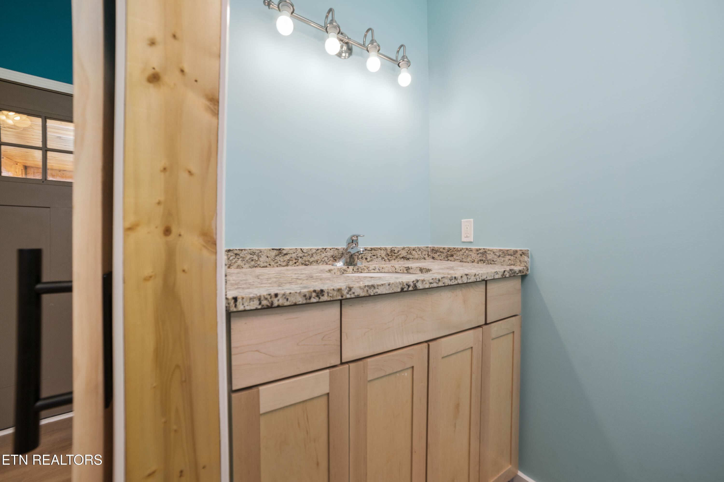 3101 Amanda View Way Sevierville TN 37876