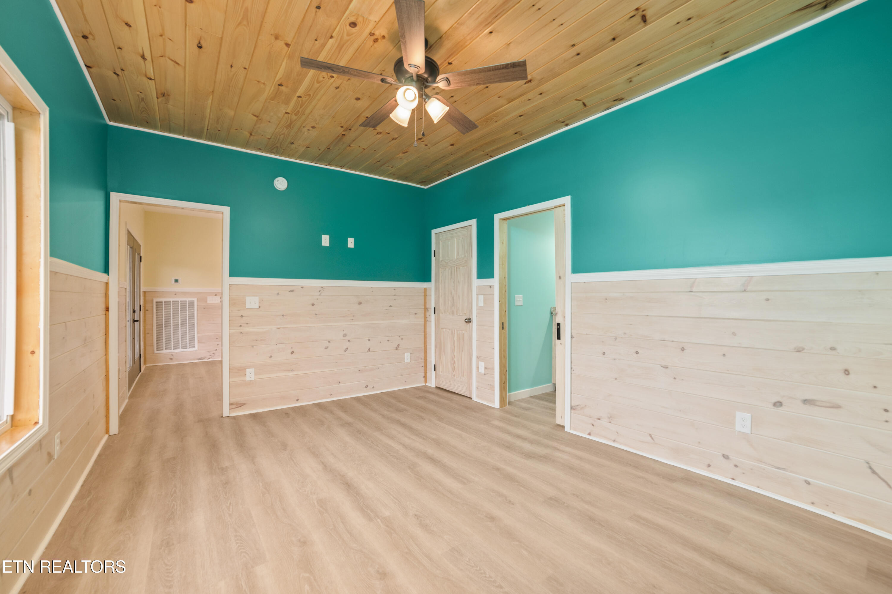 3101 Amanda View Way Sevierville TN 37876