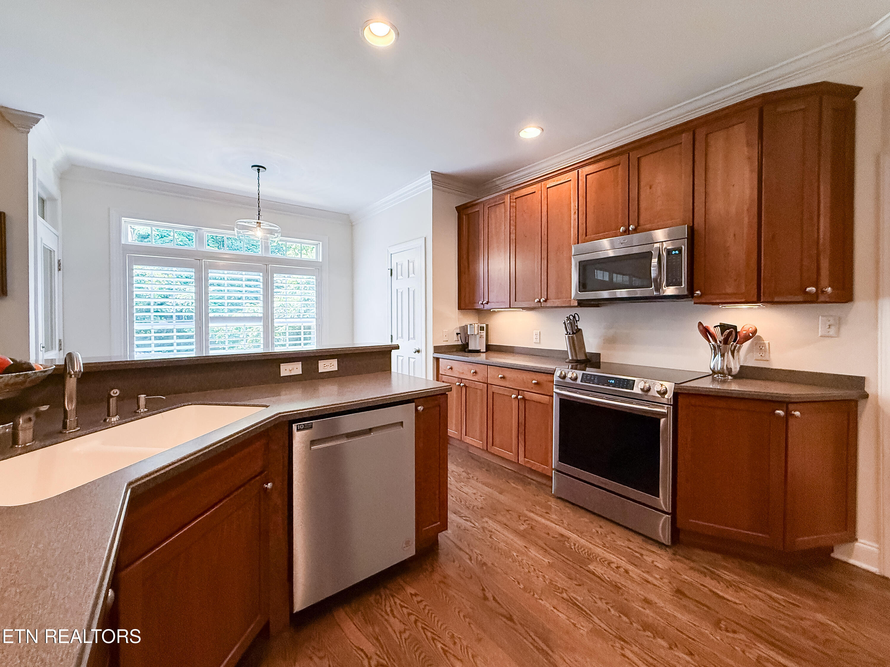 7016 Shady Knoll Lane Knoxville TN 37919