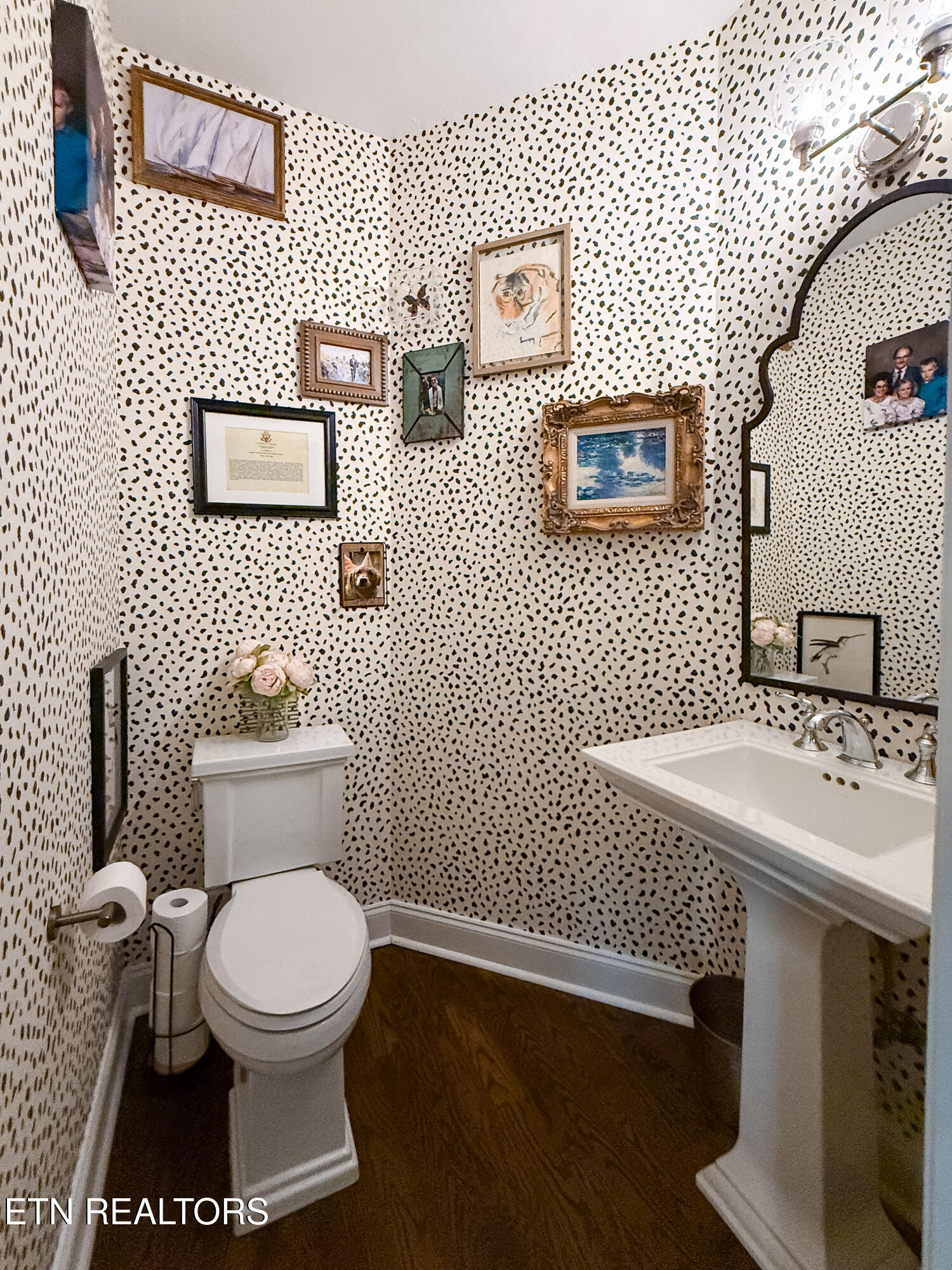 7016 Shady Knoll Lane Knoxville TN 37919