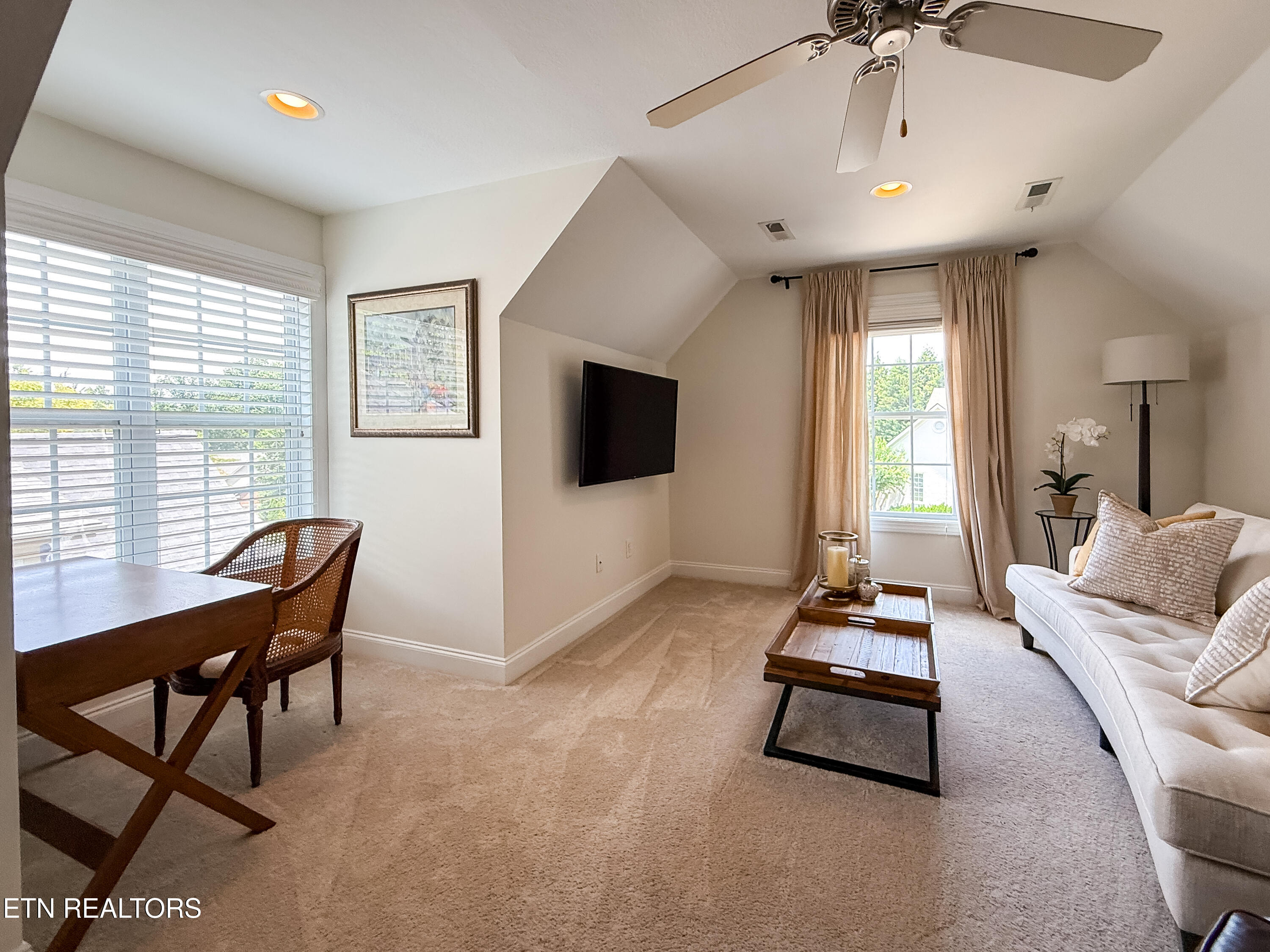 7016 Shady Knoll Lane Knoxville TN 37919