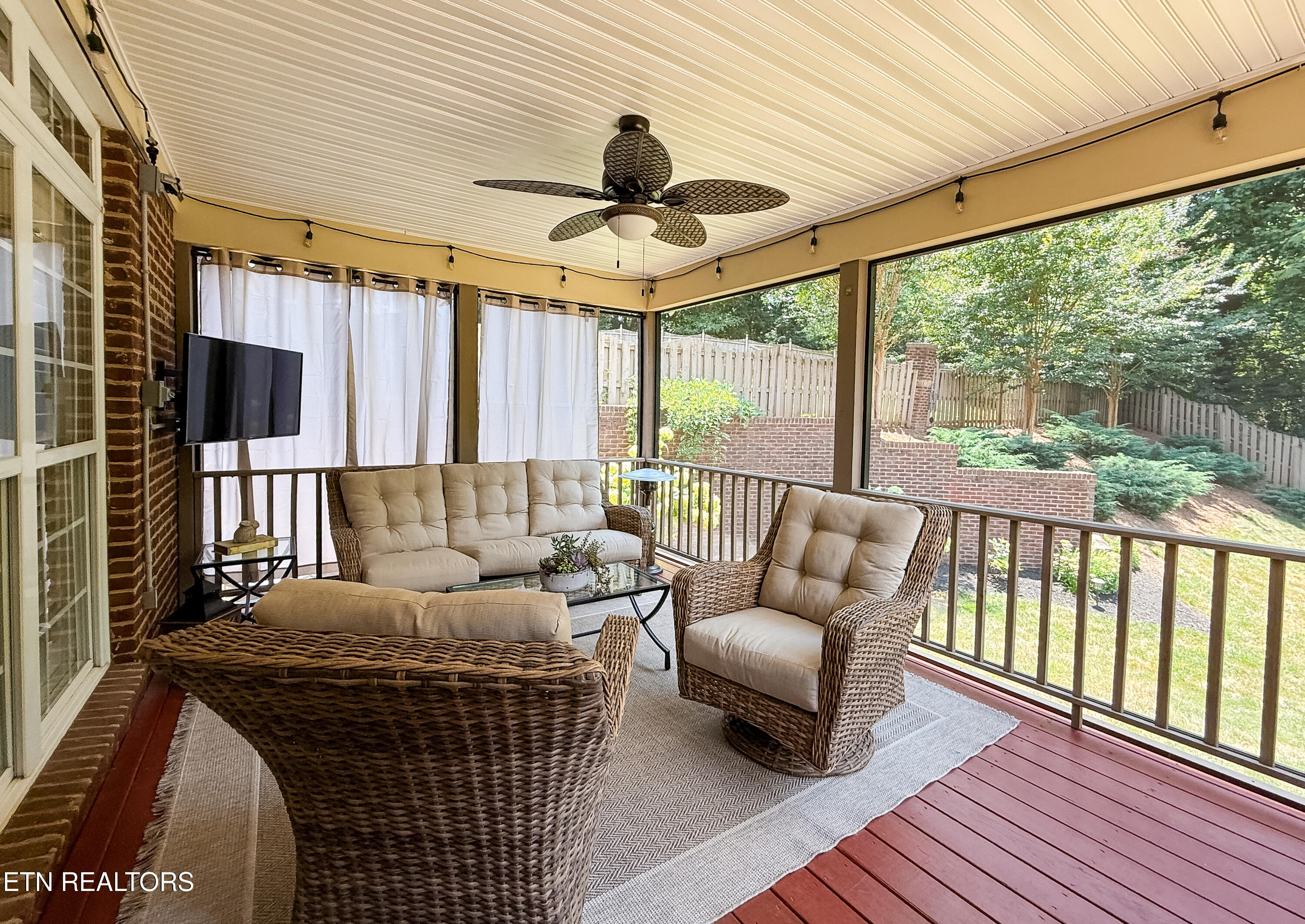 7016 Shady Knoll Lane Knoxville TN 37919