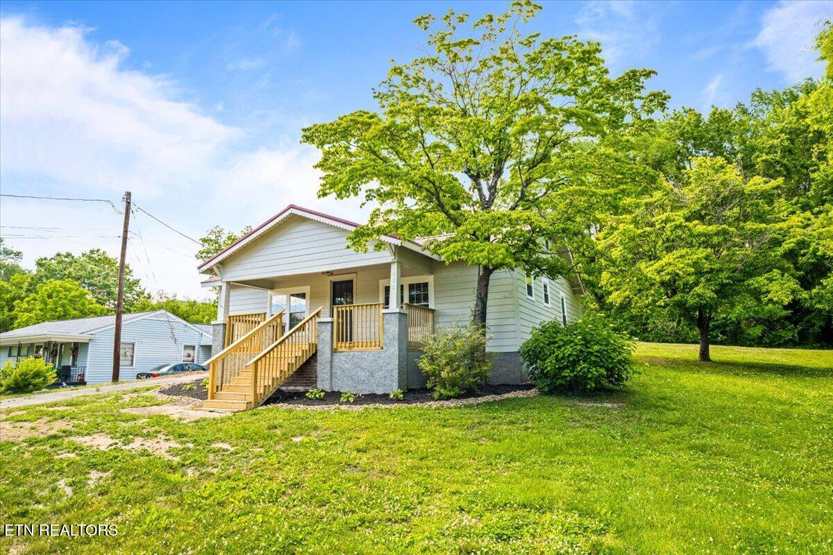 922 W Central Avenue Lafollette TN 37766