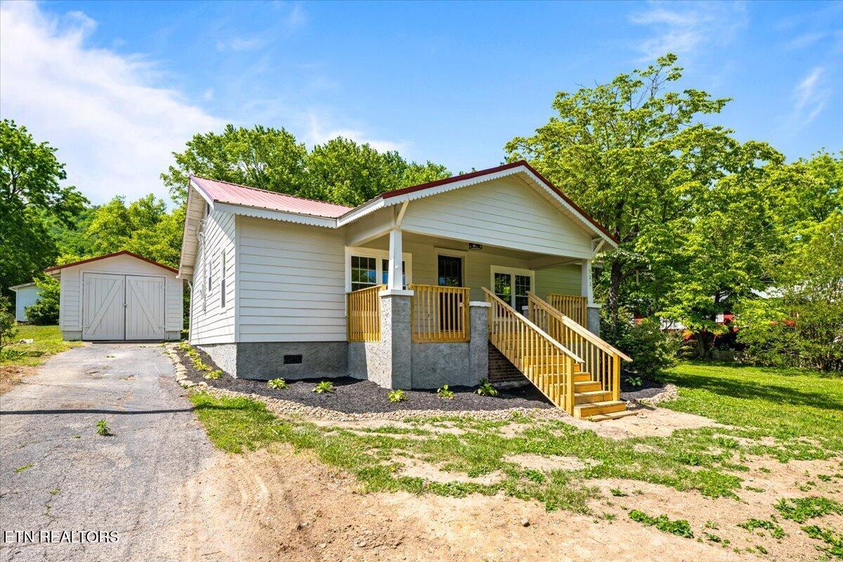 922 W Central Avenue Lafollette TN 37766