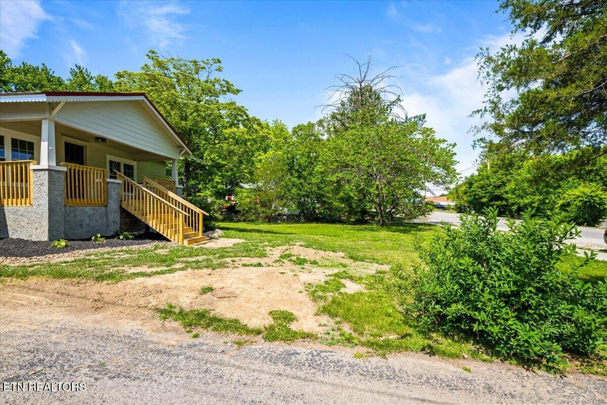 922 W Central Avenue Lafollette TN 37766