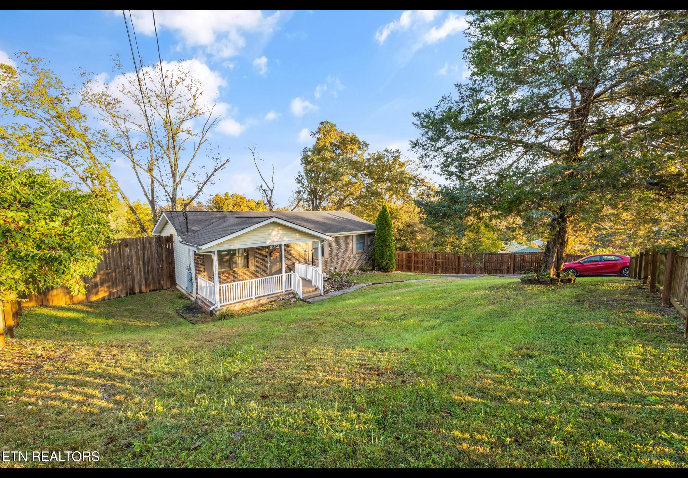 2658 Randall Road Strawberry Plains TN 37871