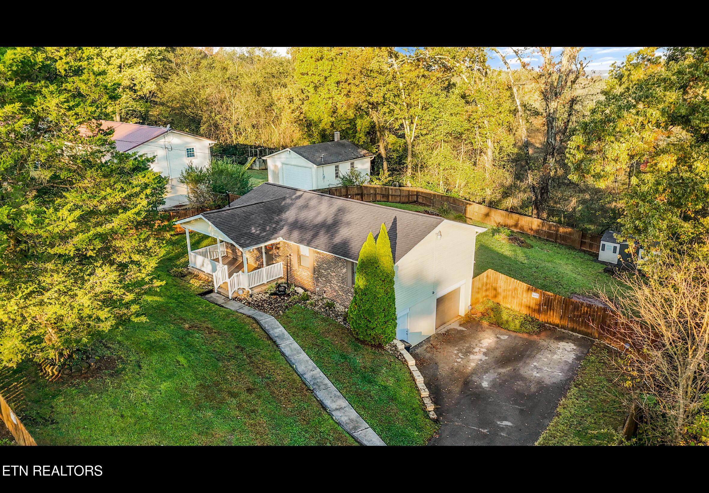 2658 Randall Road Strawberry Plains TN 37871