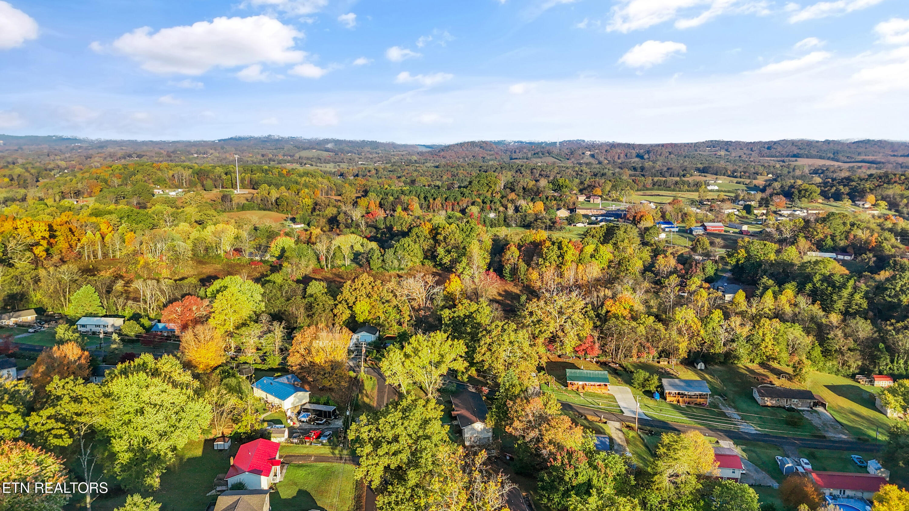 2658 Randall Road Strawberry Plains TN 37871